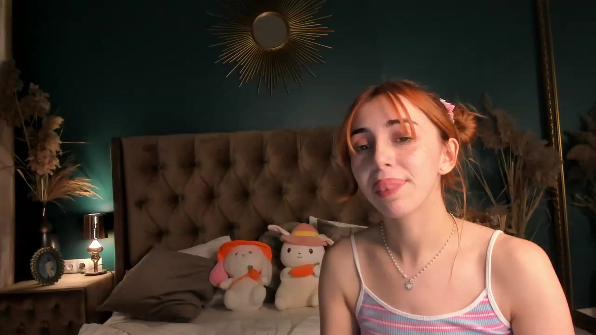 Gallery image thumbnail from ElsaYoung's myfreecams stream on, 11/24/2023, 20:29 image 16 of 20