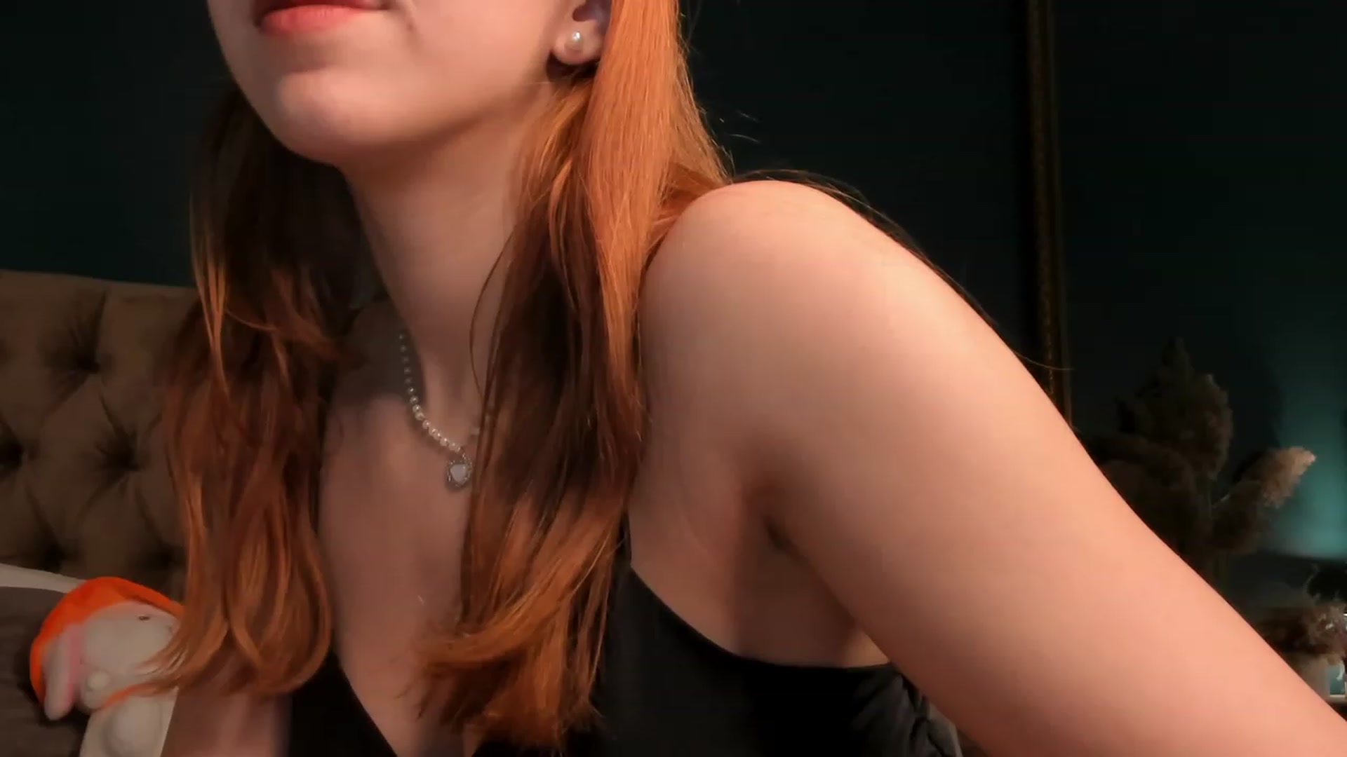 Gallery image thumbnail from ElsaYoung's myfreecams stream on, 11/25/2023, 13:38 image 11 of 20