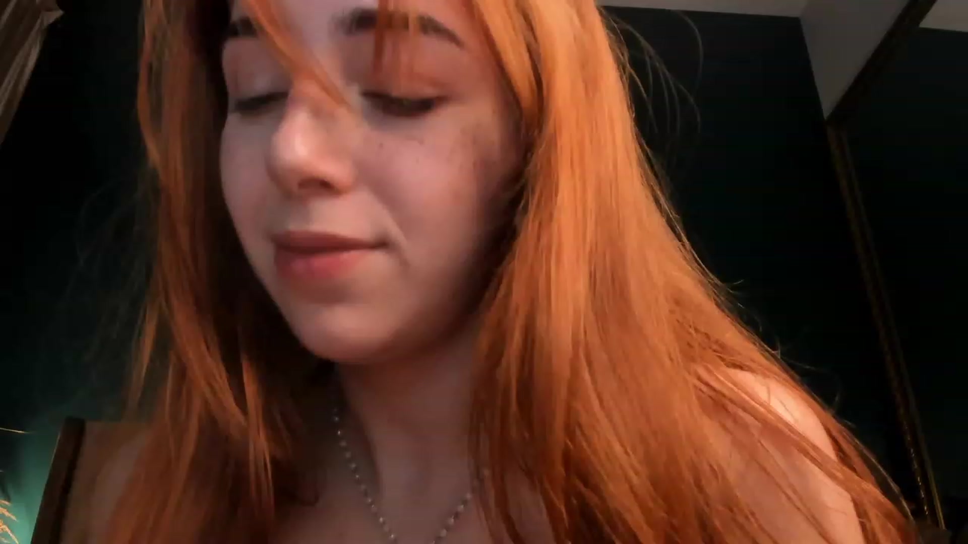 Gallery image thumbnail from ElsaYoung's myfreecams stream on, 11/25/2023, 13:38 image 19 of 20