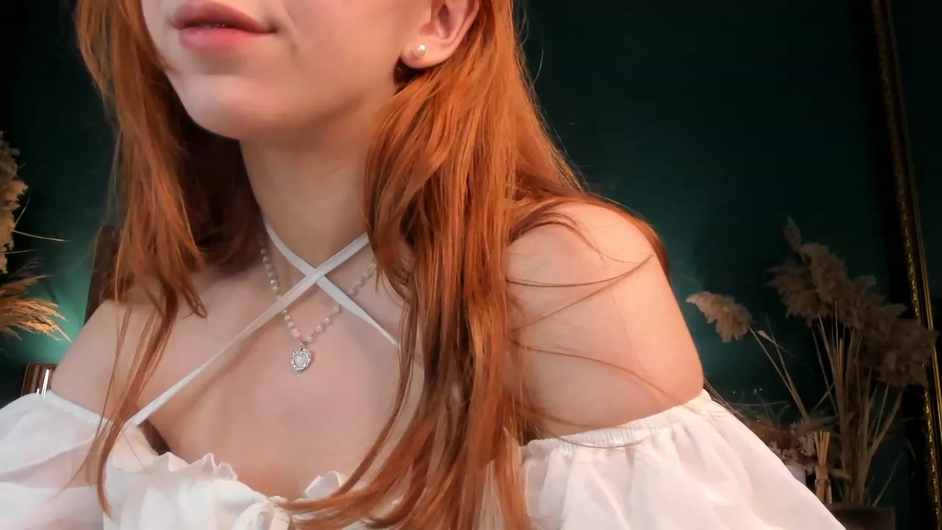 Gallery image thumbnail from ElsaYoung's myfreecams stream on, 11/25/2023, 15:03 image 16 of 20