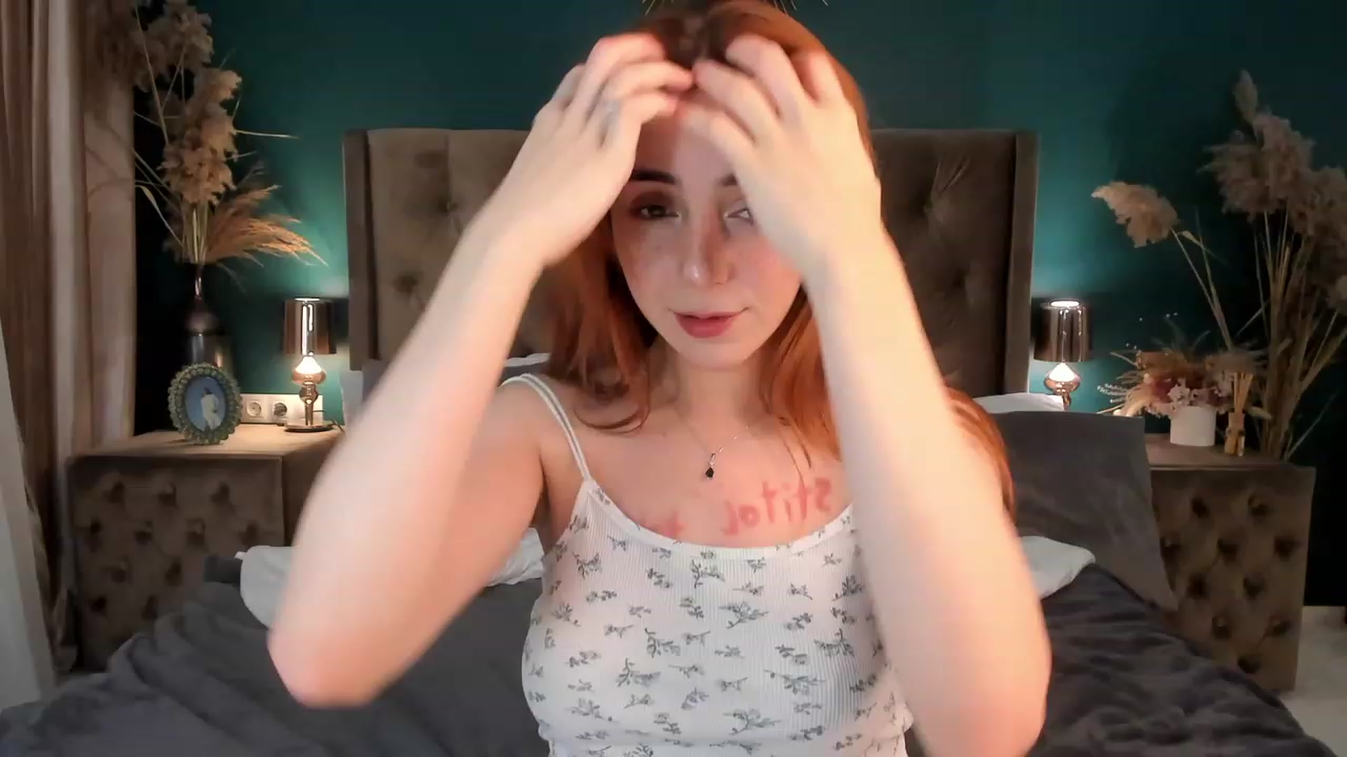 Gallery image thumbnail from ElsaYoung's myfreecams stream on, 11/26/2023, 07:28 image 2 of 20