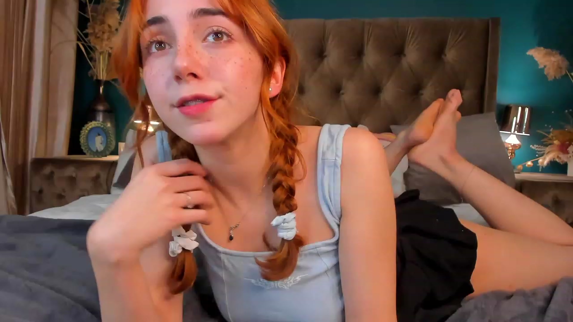 Gallery image thumbnail from ElsaYoung's myfreecams stream on, 11/28/2023, 14:58 image 1 of 20