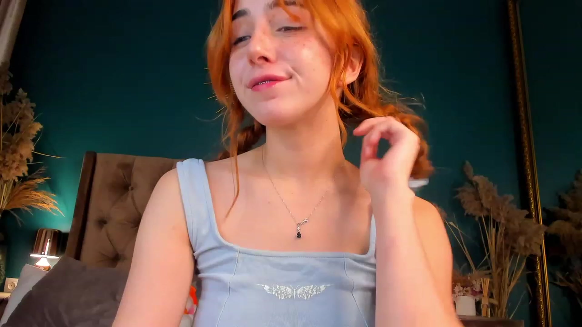 Gallery image thumbnail from ElsaYoung's myfreecams stream on, 11/28/2023, 16:03 image 10 of 20