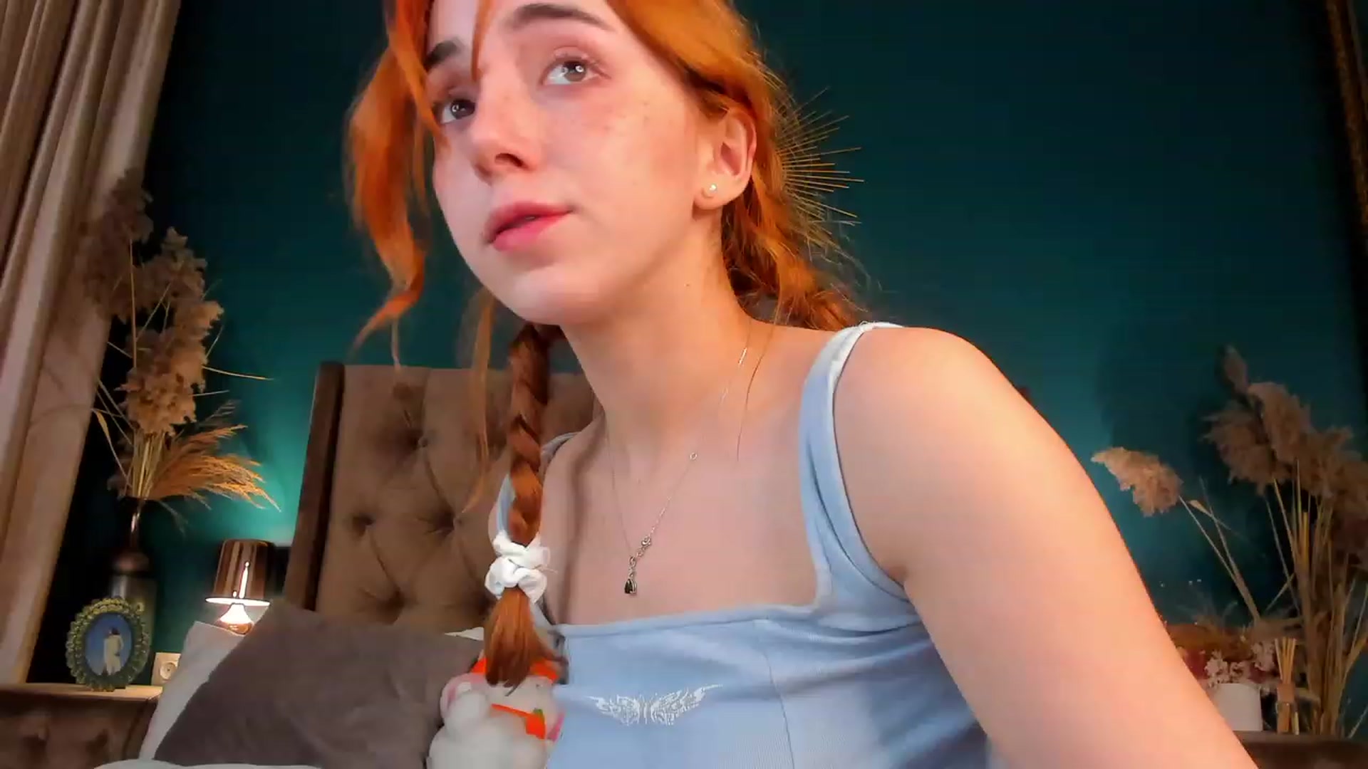 Gallery image thumbnail from ElsaYoung's myfreecams stream on, 11/28/2023, 17:25 image 15 of 20