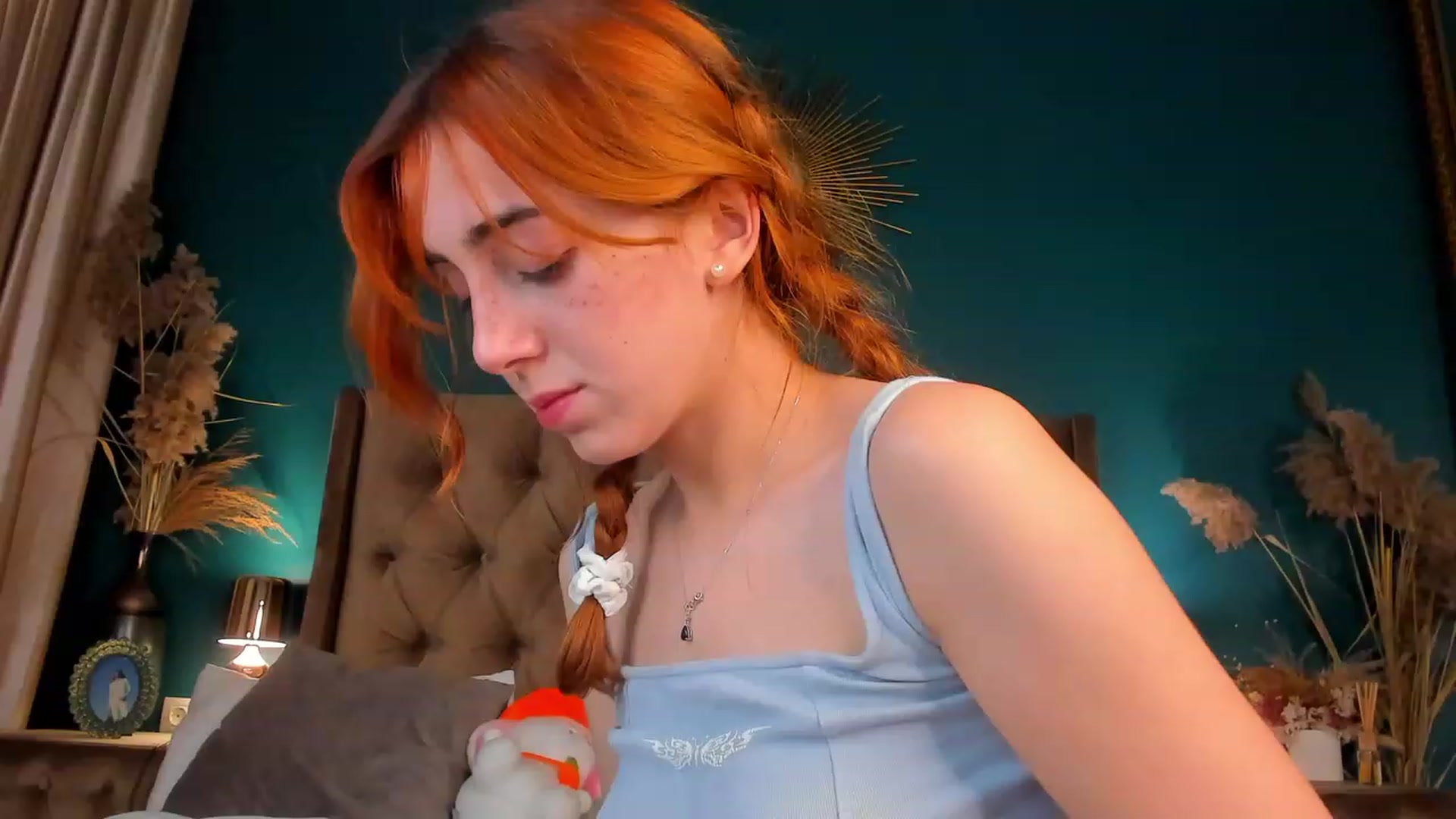 Gallery image thumbnail from ElsaYoung's myfreecams stream on, 11/28/2023, 17:25 image 19 of 20