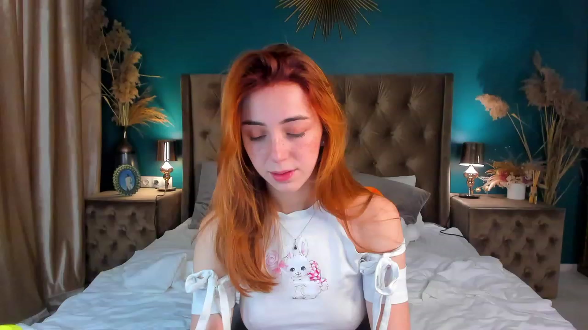 Gallery image thumbnail from ElsaYoung's myfreecams stream on, 11/30/2023, 16:41 image 8 of 20