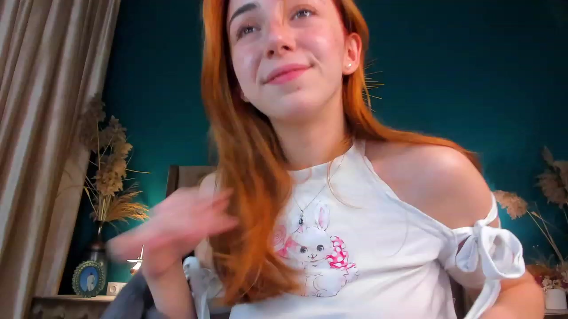 Gallery image thumbnail from ElsaYoung's myfreecams stream on, 11/30/2023, 16:41 image 15 of 20