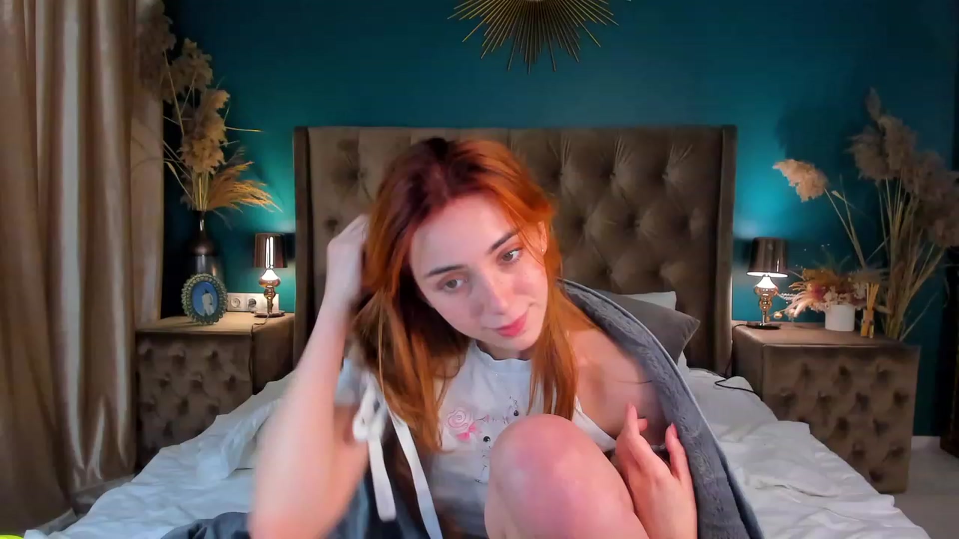 Gallery image thumbnail from ElsaYoung's myfreecams stream on, 11/30/2023, 16:41 image 2 of 20