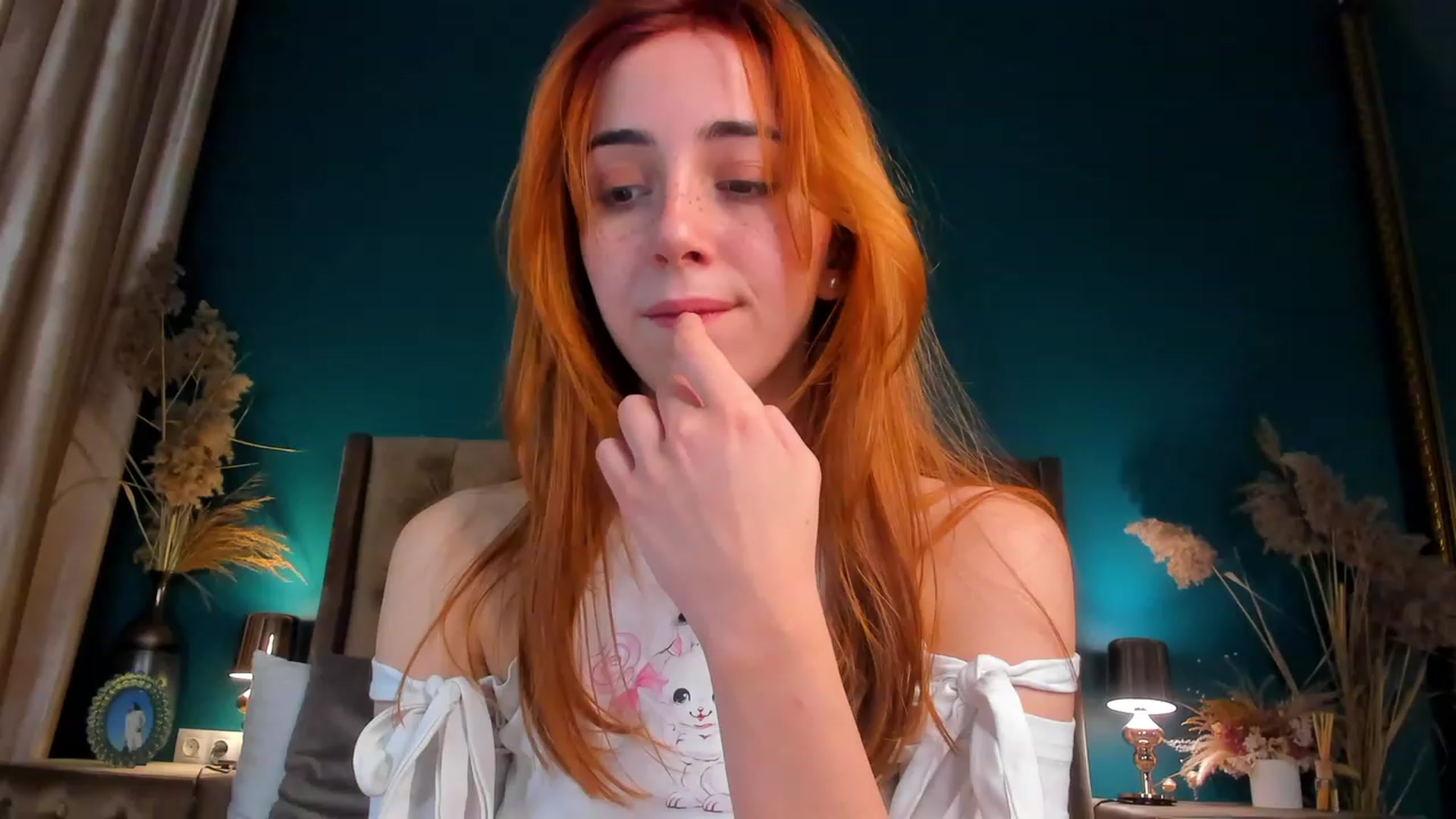 Gallery image thumbnail from ElsaYoung's myfreecams stream on, 11/30/2023, 18:22 image 3 of 20