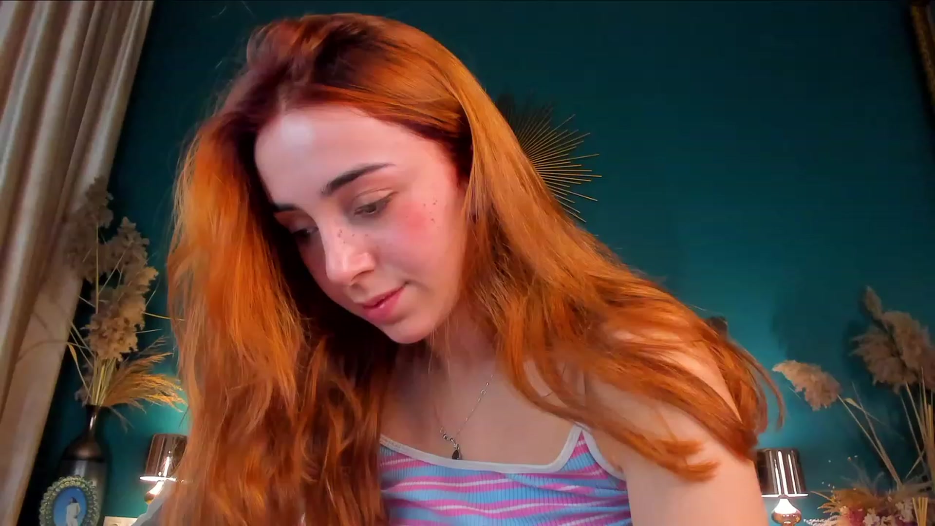 Gallery image thumbnail from ElsaYoung's myfreecams stream on, 12/01/2023, 08:57 image 7 of 20