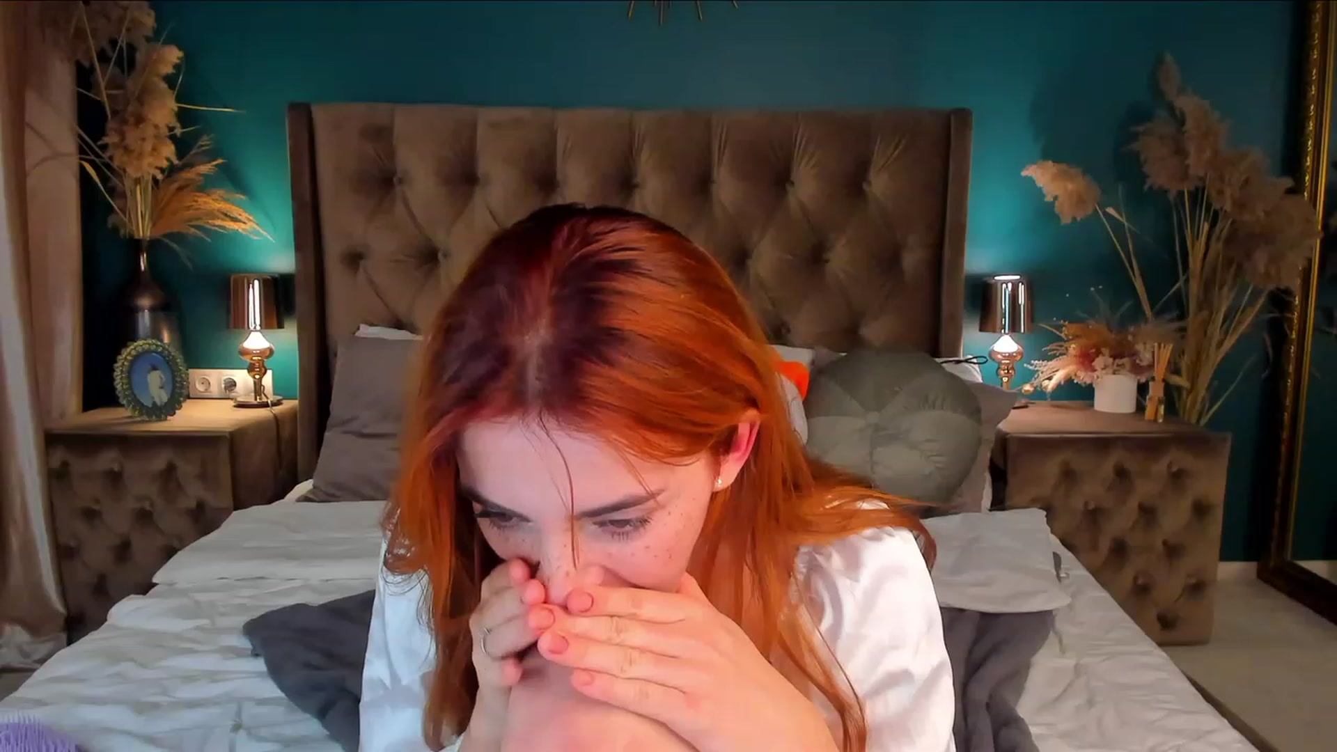 Gallery image thumbnail from ElsaYoung's myfreecams stream on, 12/02/2023, 08:41 image 15 of 20