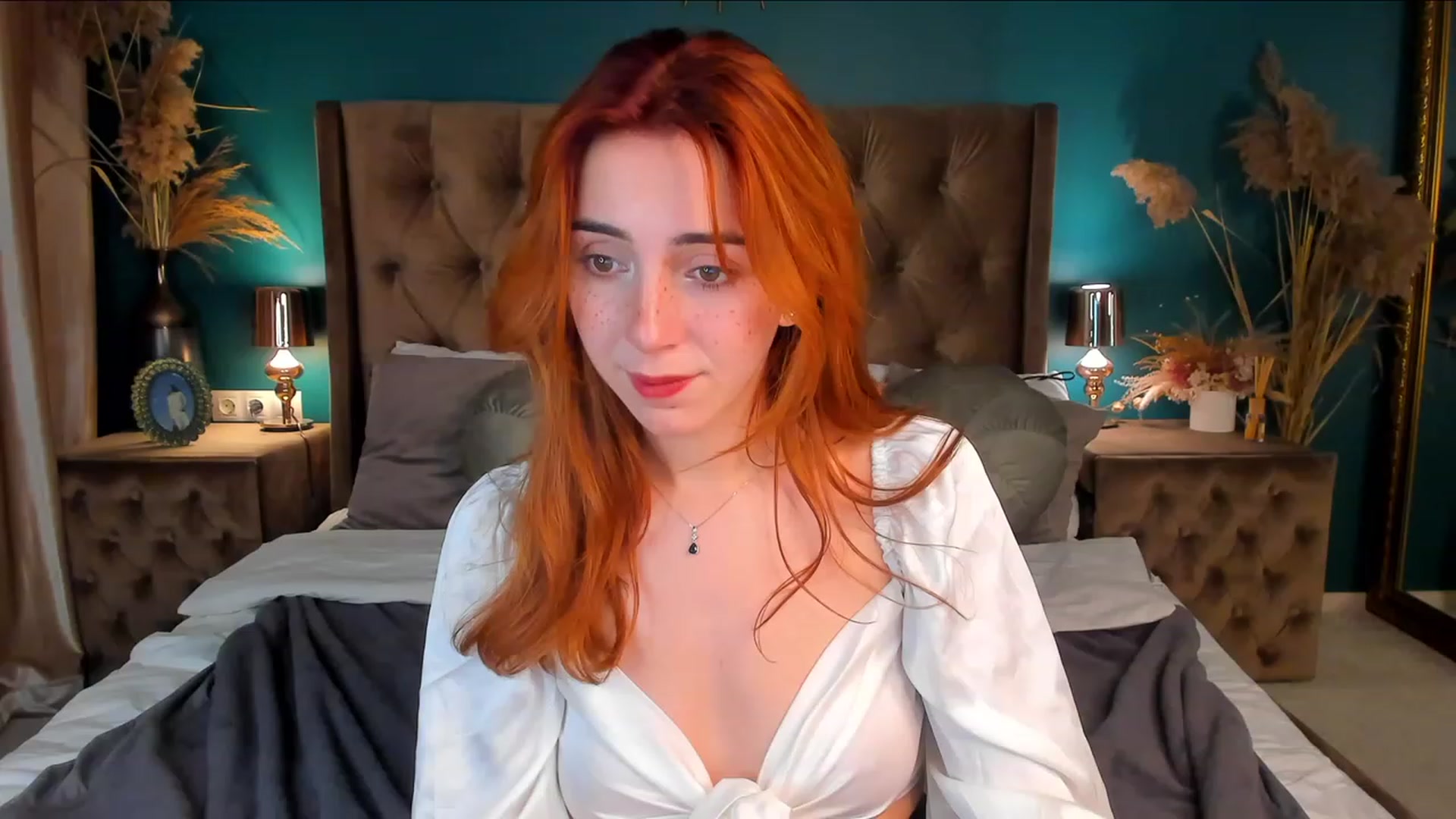 Gallery image thumbnail from ElsaYoung's myfreecams stream on, 12/02/2023, 08:41 image 11 of 20