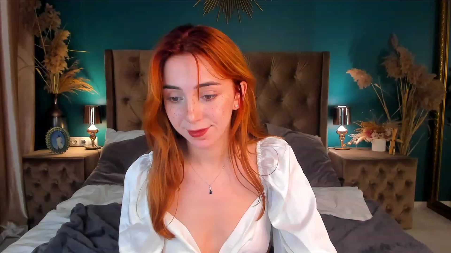 Gallery image thumbnail from ElsaYoung's myfreecams stream on, 12/02/2023, 09:35 image 15 of 20