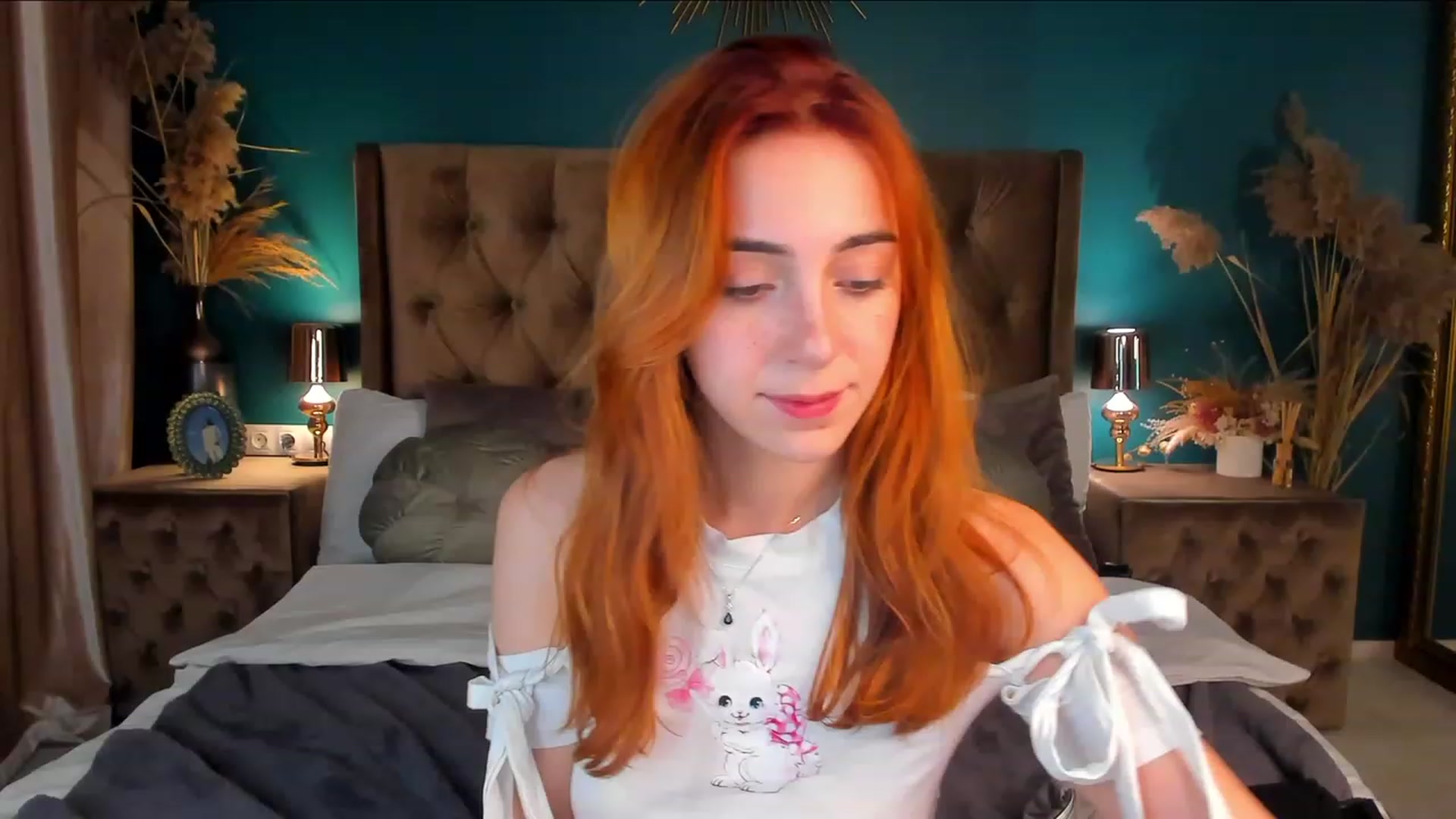 Gallery image thumbnail from ElsaYoung's myfreecams stream on, 12/02/2023, 14:07 image 12 of 20