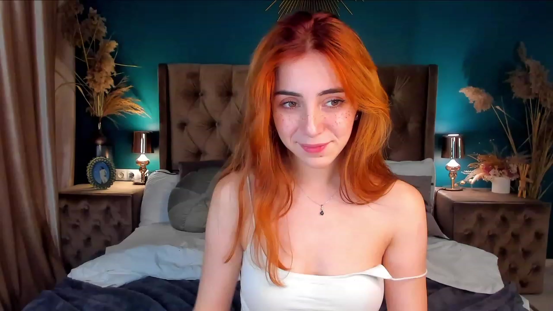 Gallery image thumbnail from ElsaYoung's myfreecams stream on, 12/03/2023, 11:58 image 13 of 20