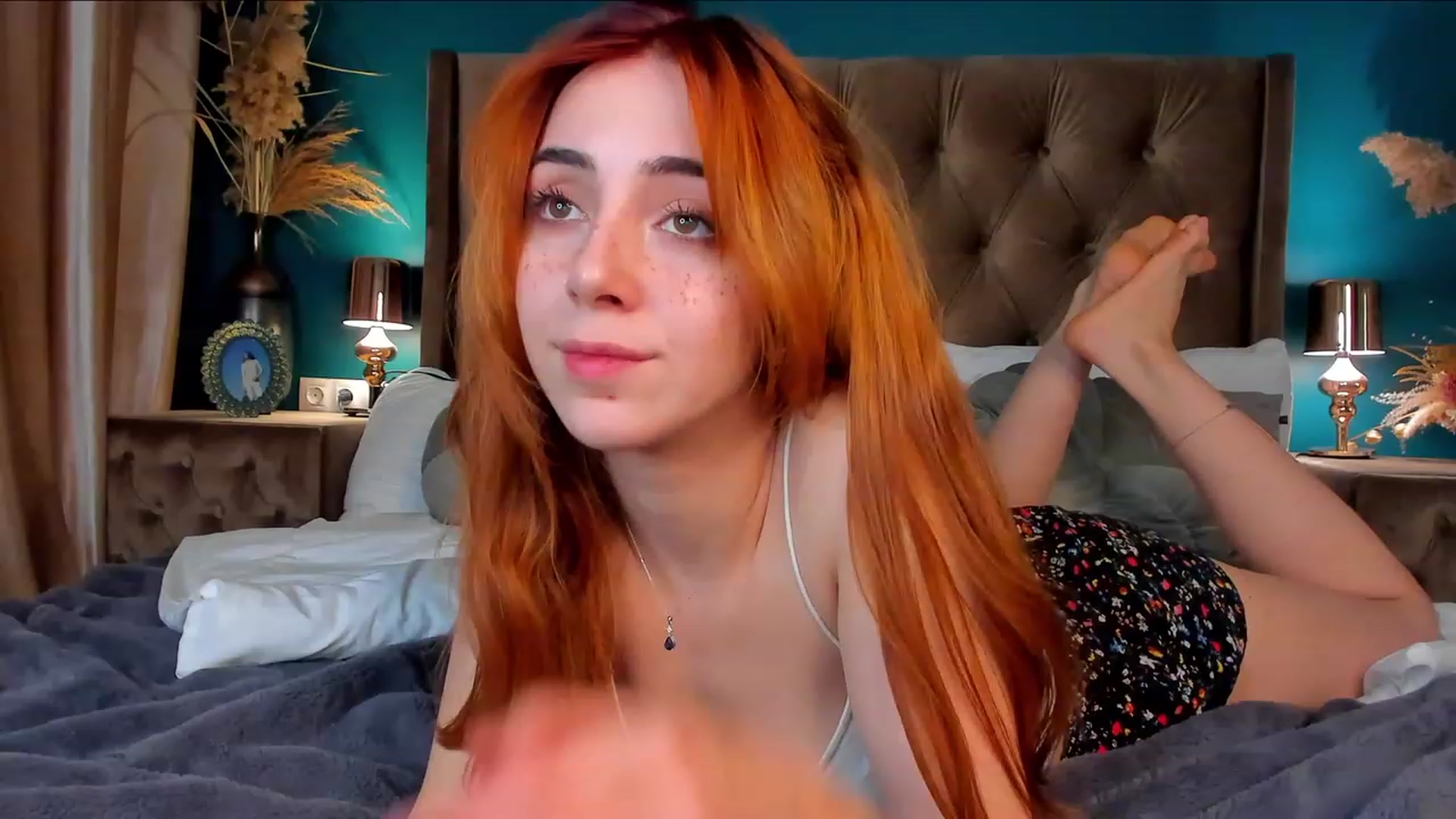 Gallery image thumbnail from ElsaYoung's myfreecams stream on, 12/03/2023, 13:07 image 7 of 20