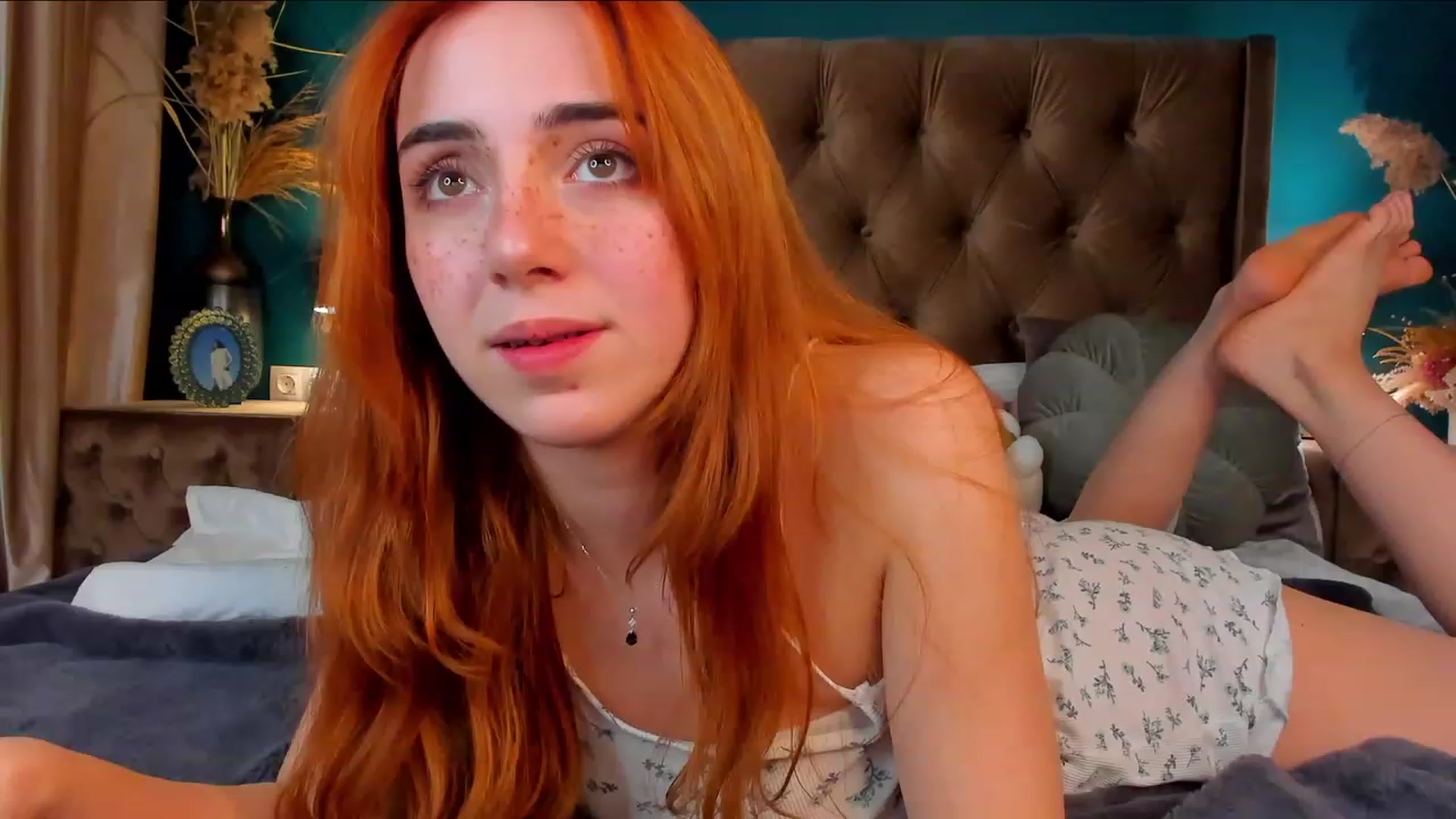 Gallery image thumbnail from ElsaYoung's myfreecams stream on, 12/04/2023, 09:18 image 16 of 20