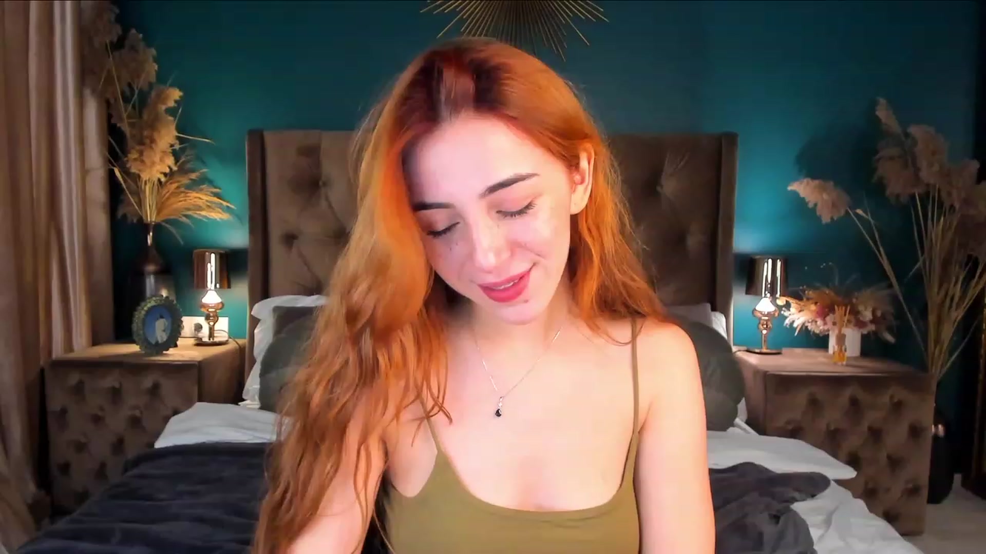 Gallery image thumbnail from ElsaYoung's myfreecams stream on, 12/07/2023, 13:55 image 10 of 20