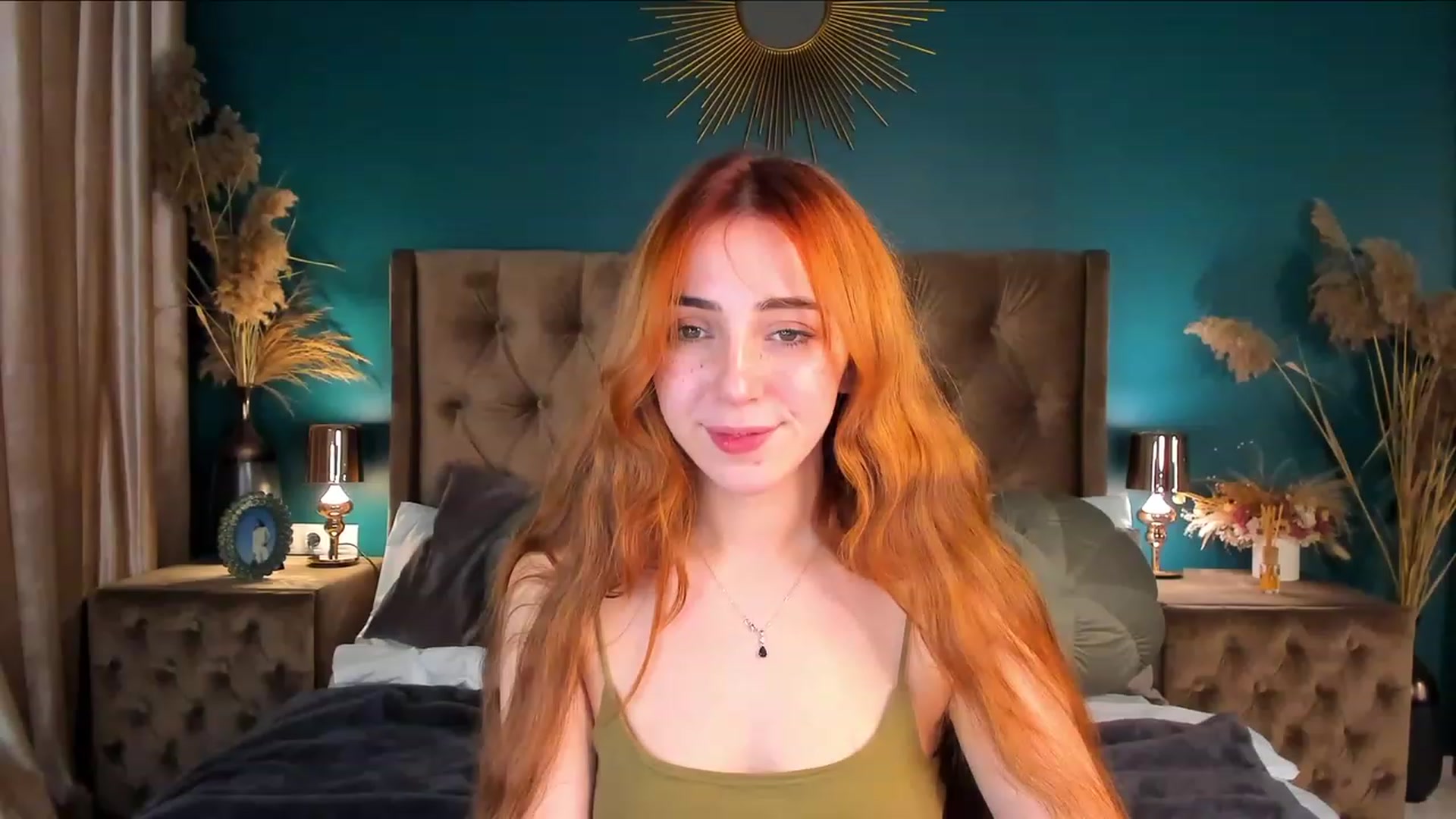 Gallery image thumbnail from ElsaYoung's myfreecams stream on, 12/07/2023, 18:15 image 3 of 20