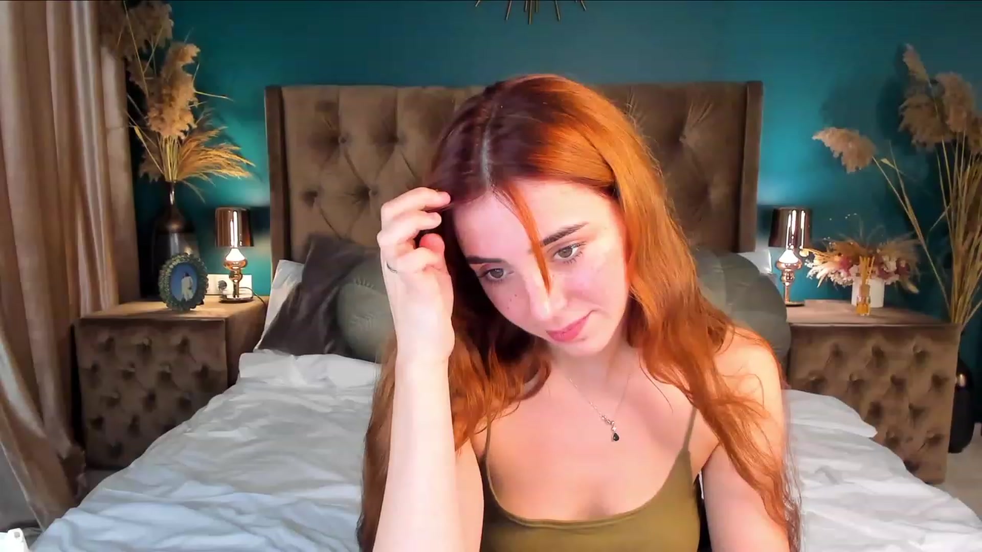 Gallery image thumbnail from ElsaYoung's myfreecams stream on, 12/07/2023, 18:15 image 9 of 20
