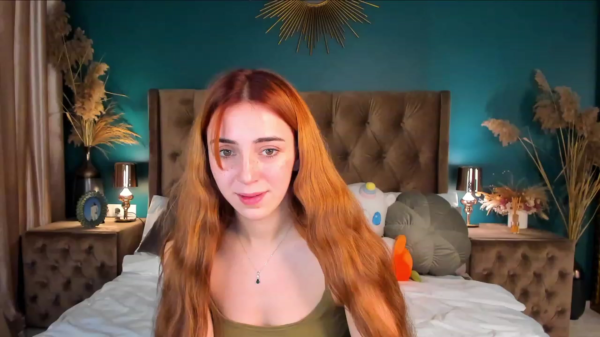 Gallery image thumbnail from ElsaYoung's myfreecams stream on, 12/07/2023, 18:44 image 11 of 20