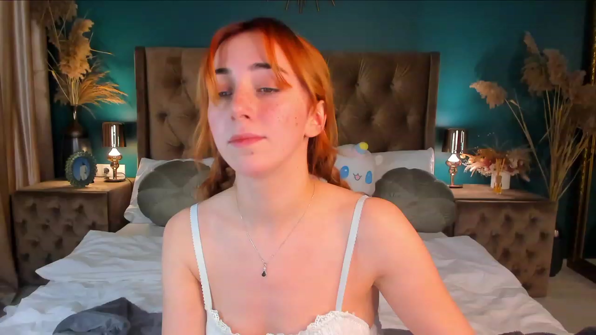 Gallery image thumbnail from ElsaYoung's myfreecams stream on, 12/08/2023, 20:53 image 7 of 20