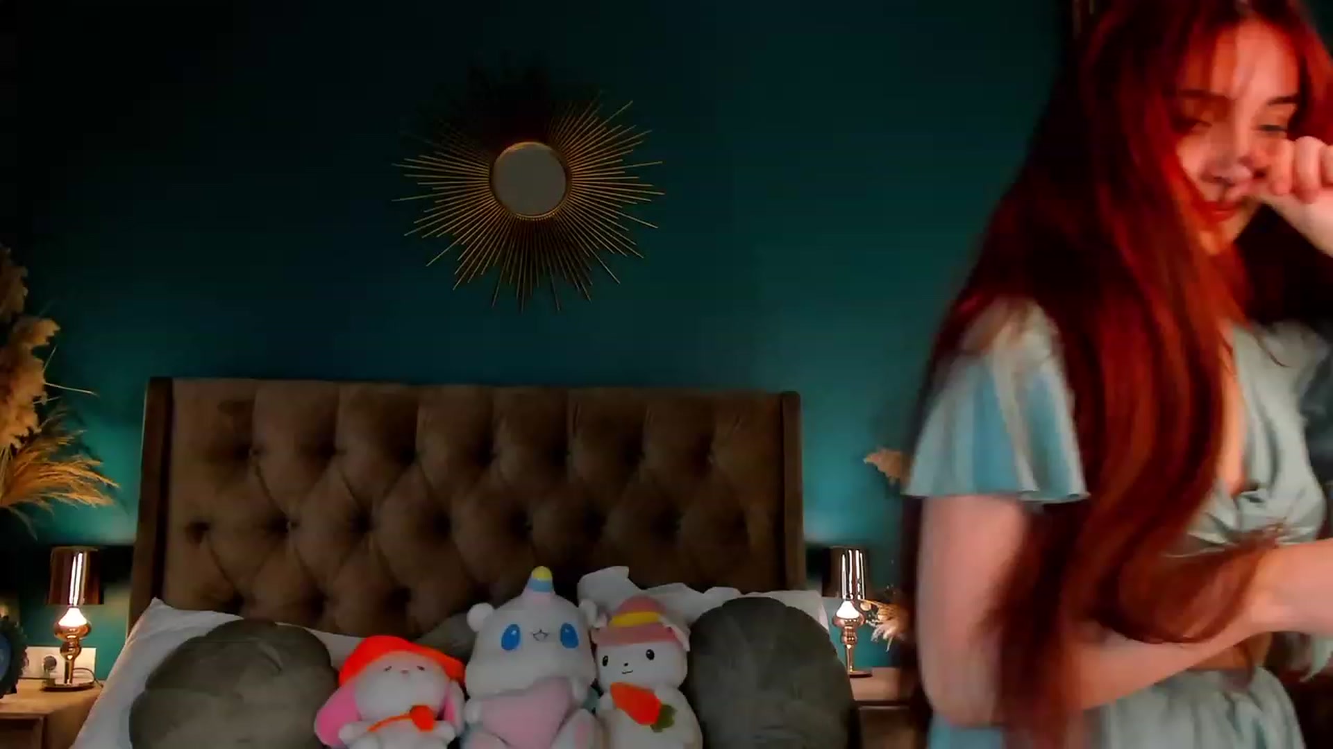 Gallery image thumbnail from ElsaYoung's myfreecams stream on, 12/10/2023, 21:33 image 14 of 20