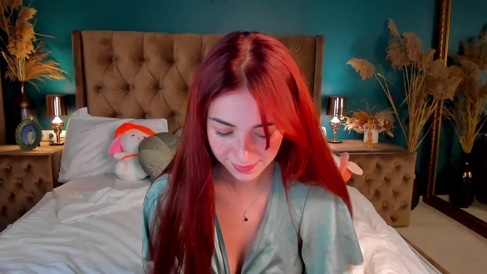 Gallery image thumbnail from ElsaYoung's myfreecams stream on, 12/11/2023, 04:24 image 11 of 20