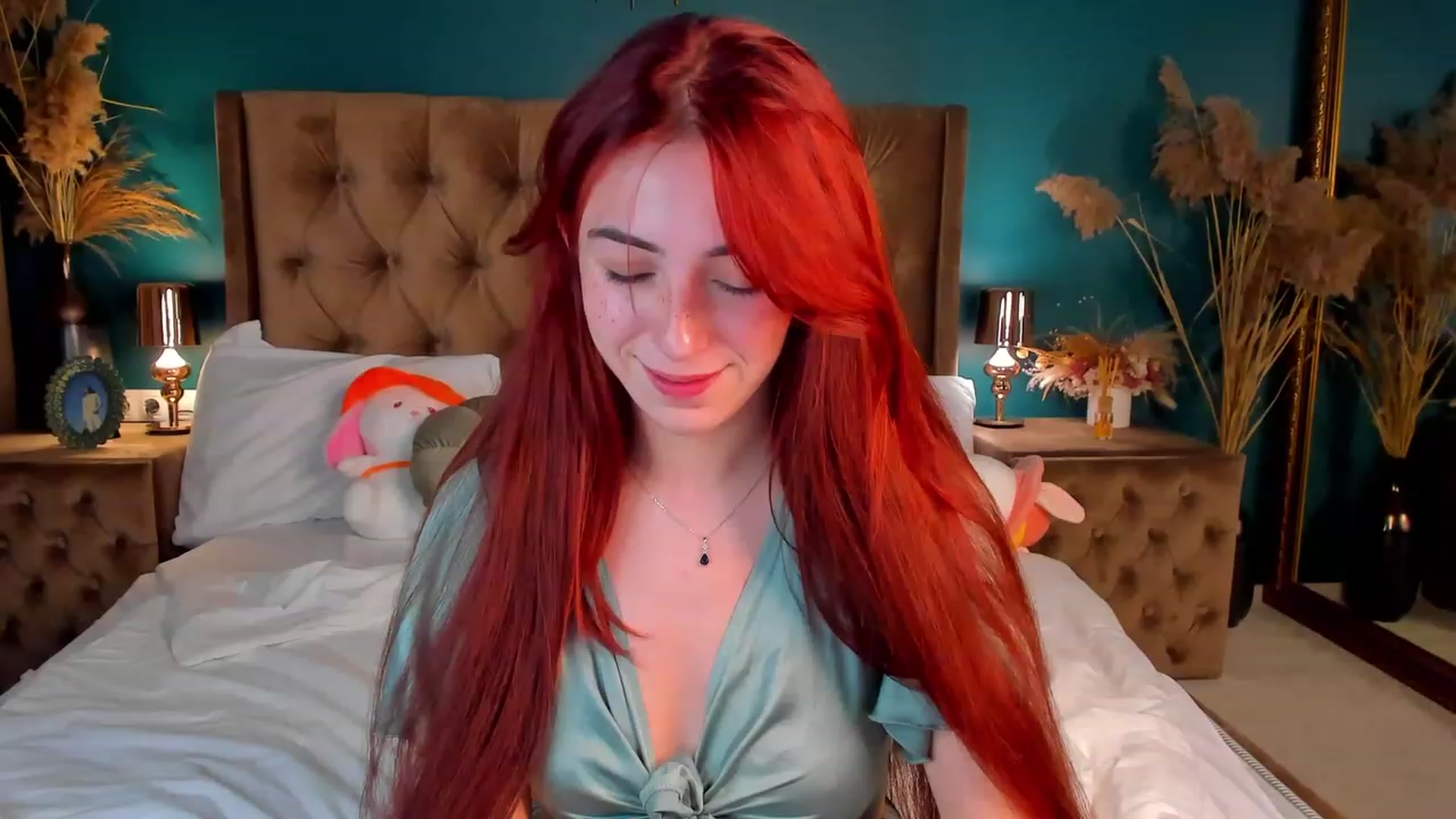 Gallery image thumbnail from ElsaYoung's myfreecams stream on, 12/11/2023, 04:24 image 10 of 20