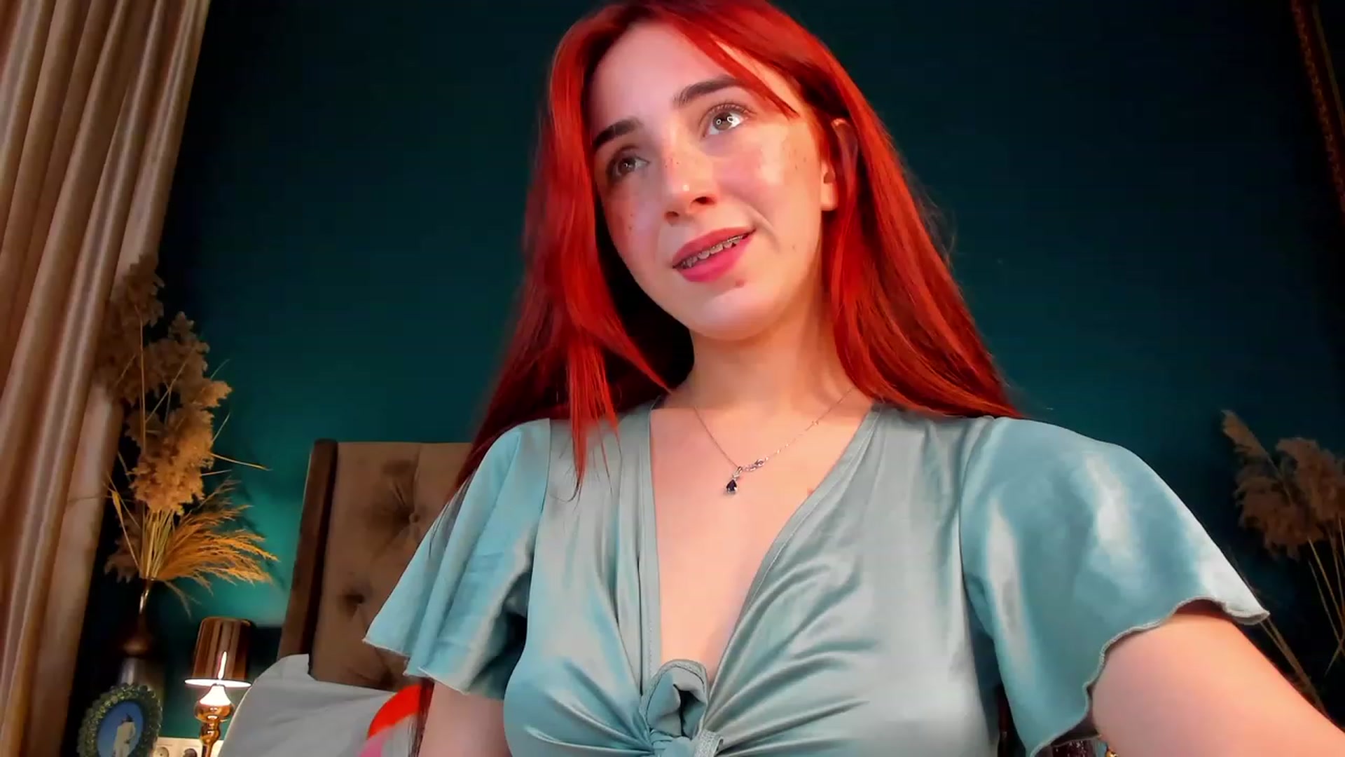 Gallery image thumbnail from ElsaYoung's myfreecams stream on, 12/11/2023, 04:24 image 1 of 20