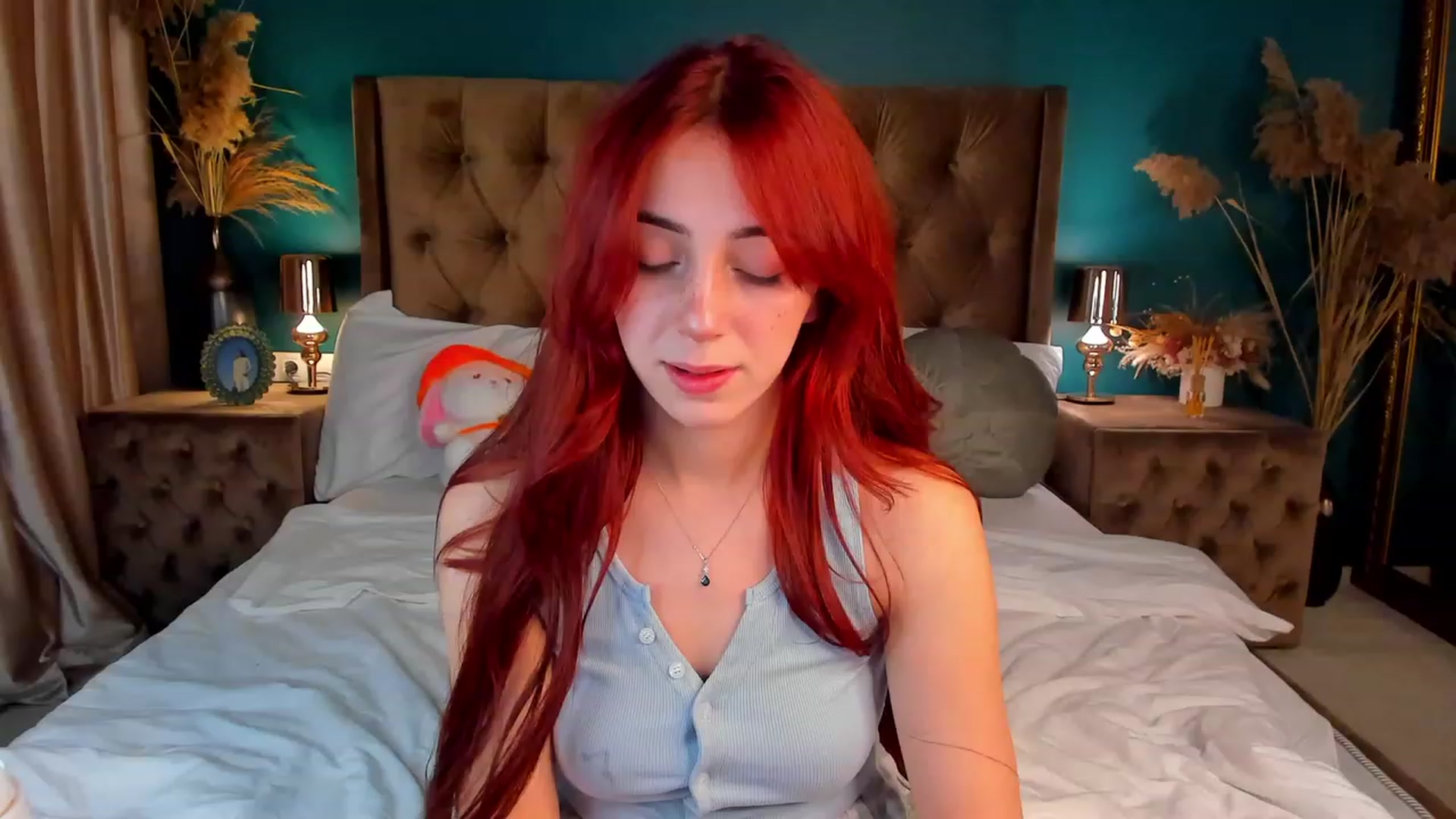 Gallery image thumbnail from ElsaYoung's myfreecams stream on, 12/12/2023, 13:40 image 4 of 20
