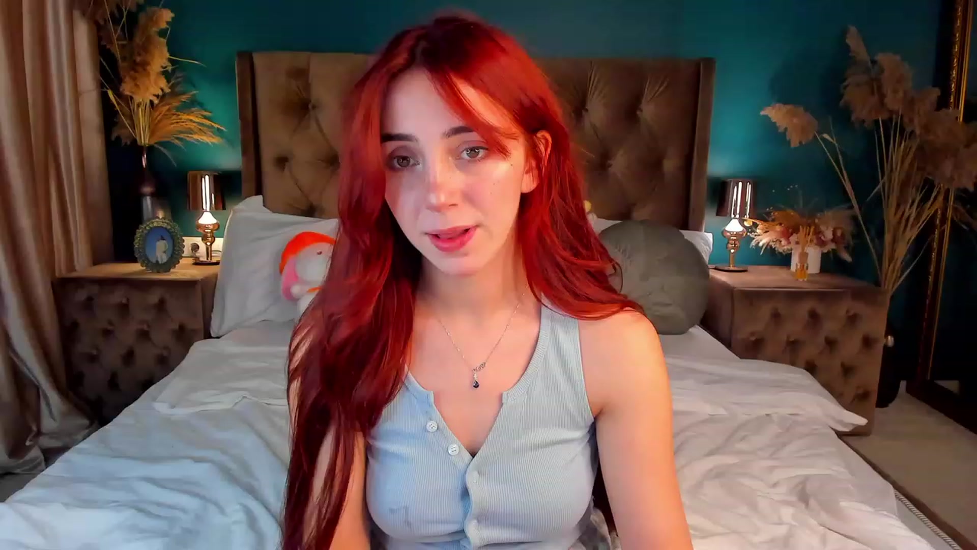 Gallery image thumbnail from ElsaYoung's myfreecams stream on, 12/12/2023, 13:40 image 1 of 20