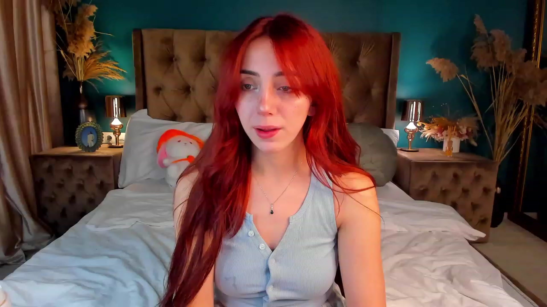 Gallery image thumbnail from ElsaYoung's myfreecams stream on, 12/12/2023, 13:40 image 6 of 20