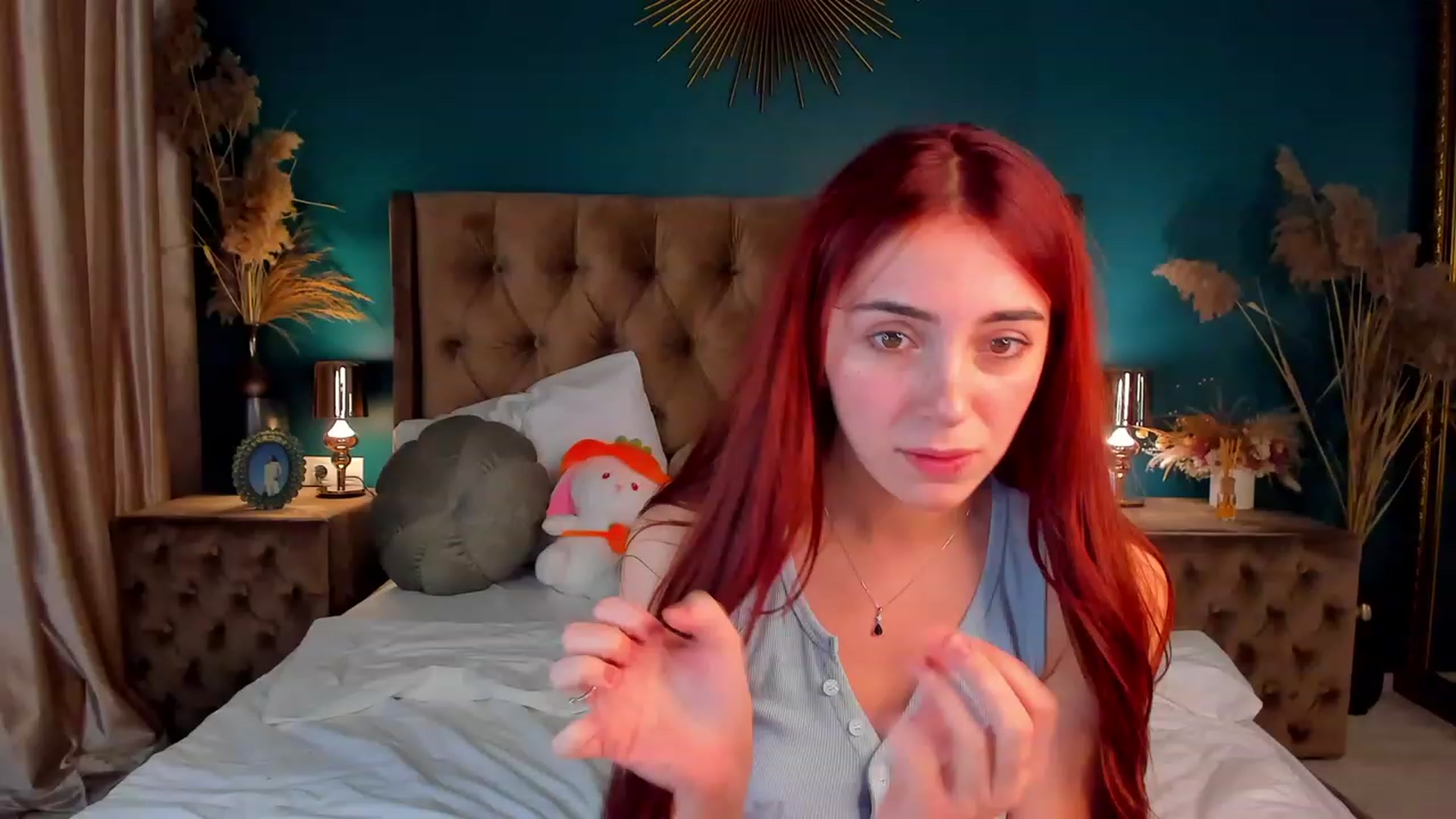 Gallery image thumbnail from ElsaYoung's myfreecams stream on, 12/12/2023, 14:51 image 5 of 20