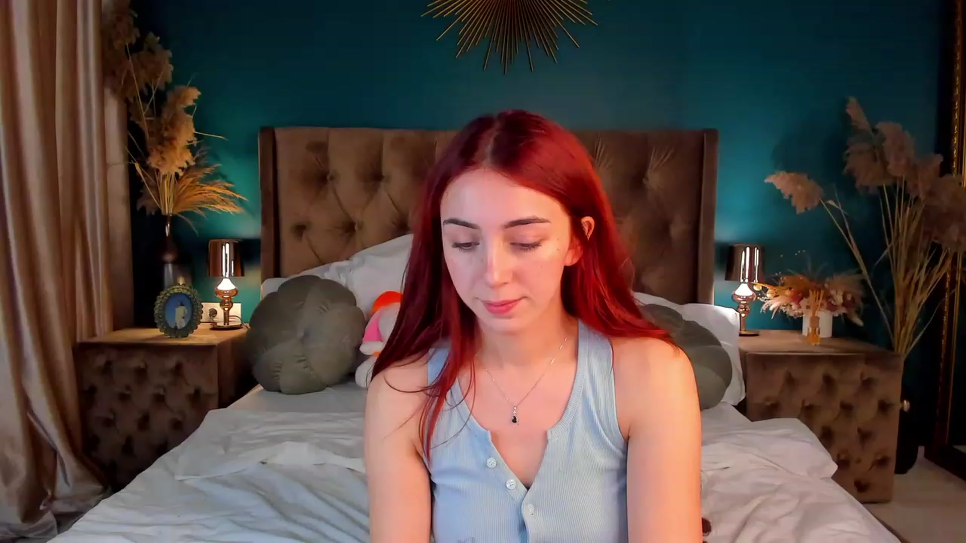 Gallery image thumbnail from ElsaYoung's myfreecams stream on, 12/12/2023, 14:51 image 2 of 20