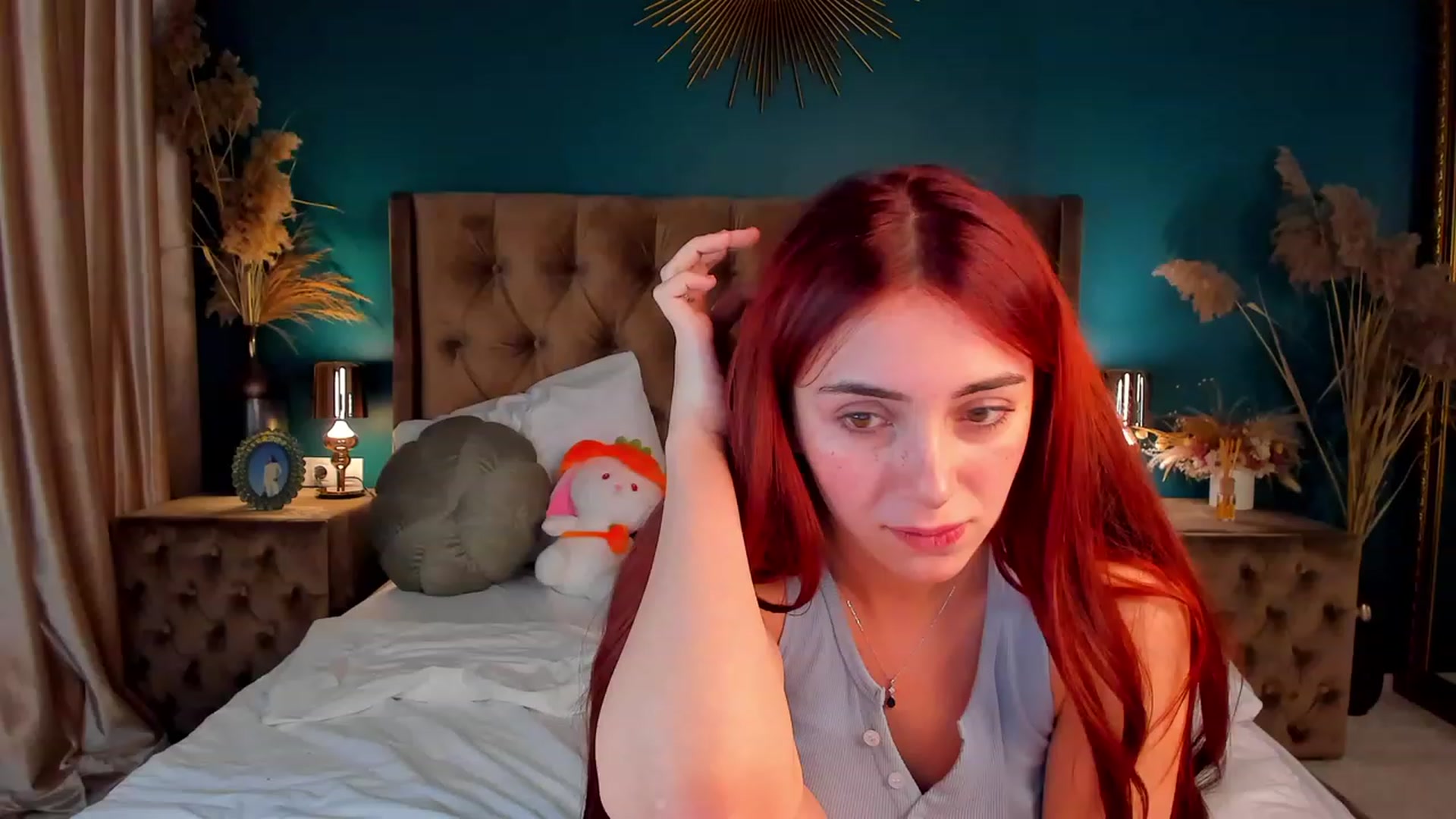 Gallery image thumbnail from ElsaYoung's myfreecams stream on, 12/12/2023, 14:51 image 12 of 20