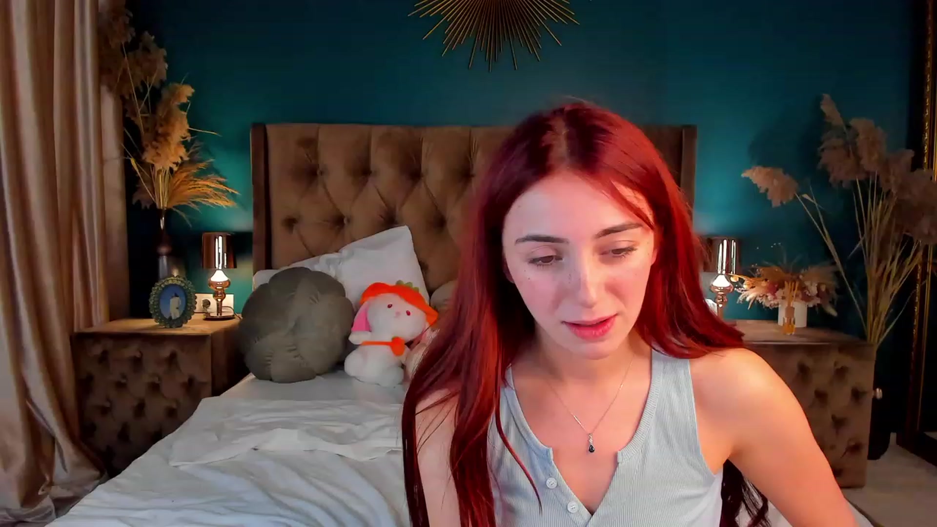 Gallery image thumbnail from ElsaYoung's myfreecams stream on, 12/12/2023, 14:51 image 19 of 20