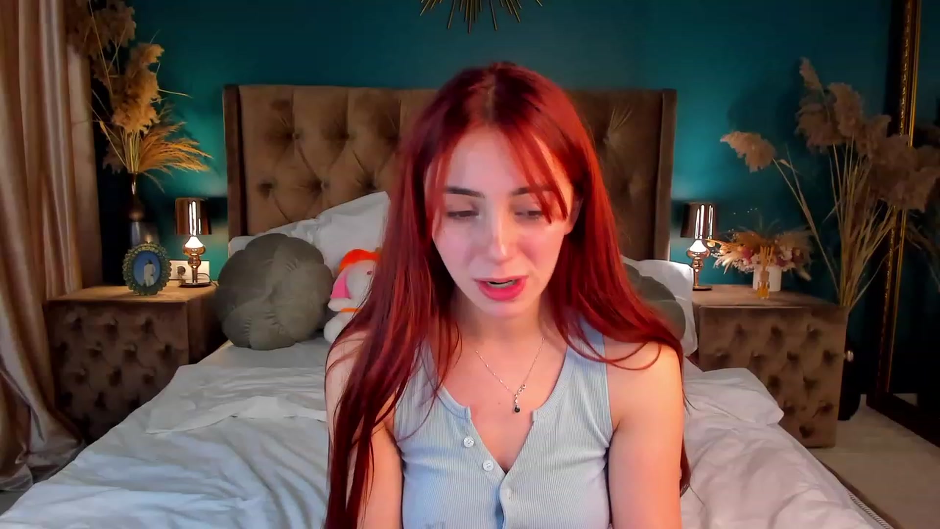 Gallery image thumbnail from ElsaYoung's myfreecams stream on, 12/12/2023, 15:25 image 12 of 20