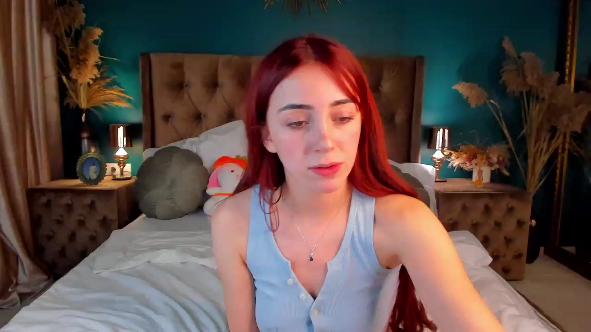 Gallery image thumbnail from ElsaYoung's myfreecams stream on, 12/12/2023, 15:25 image 19 of 20