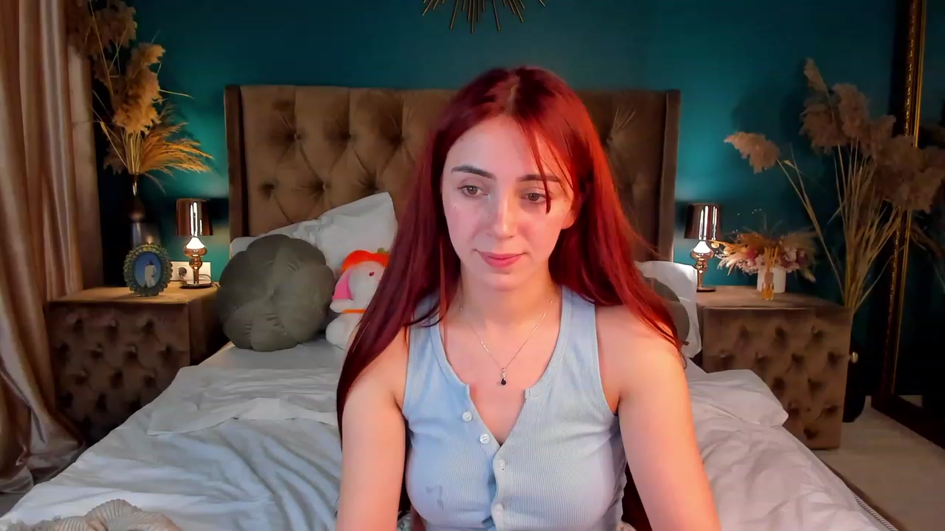Gallery image thumbnail from ElsaYoung's myfreecams stream on, 12/12/2023, 15:25 image 3 of 20