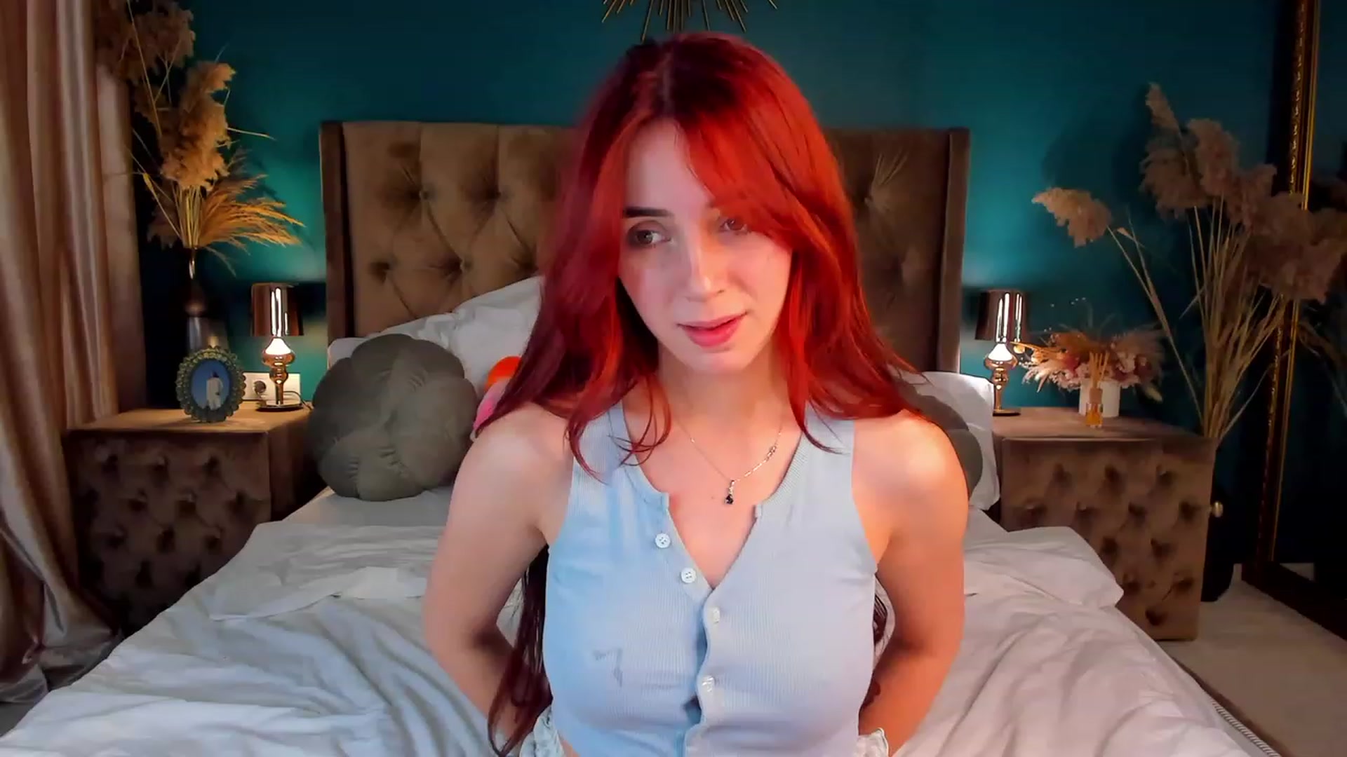 Gallery image thumbnail from ElsaYoung's myfreecams stream on, 12/12/2023, 15:25 image 7 of 20