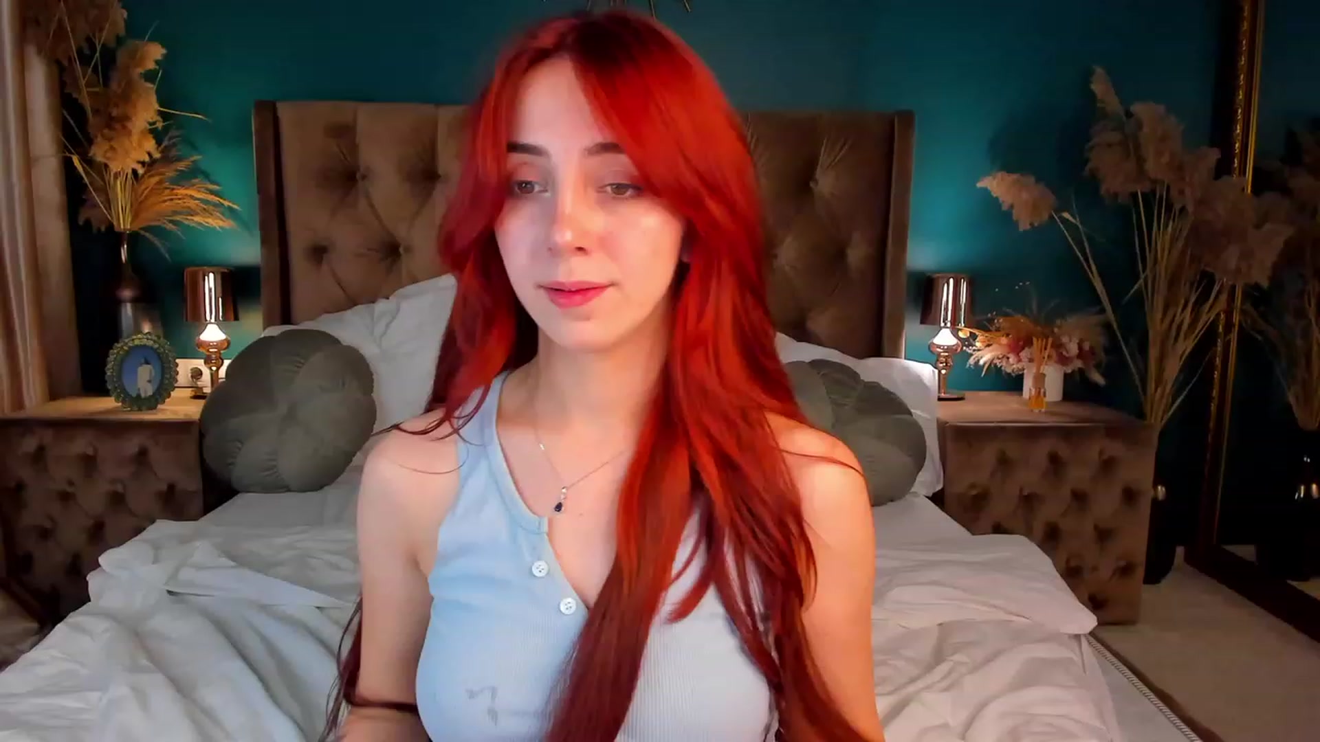 Gallery image thumbnail from ElsaYoung's myfreecams stream on, 12/12/2023, 17:38 image 8 of 20