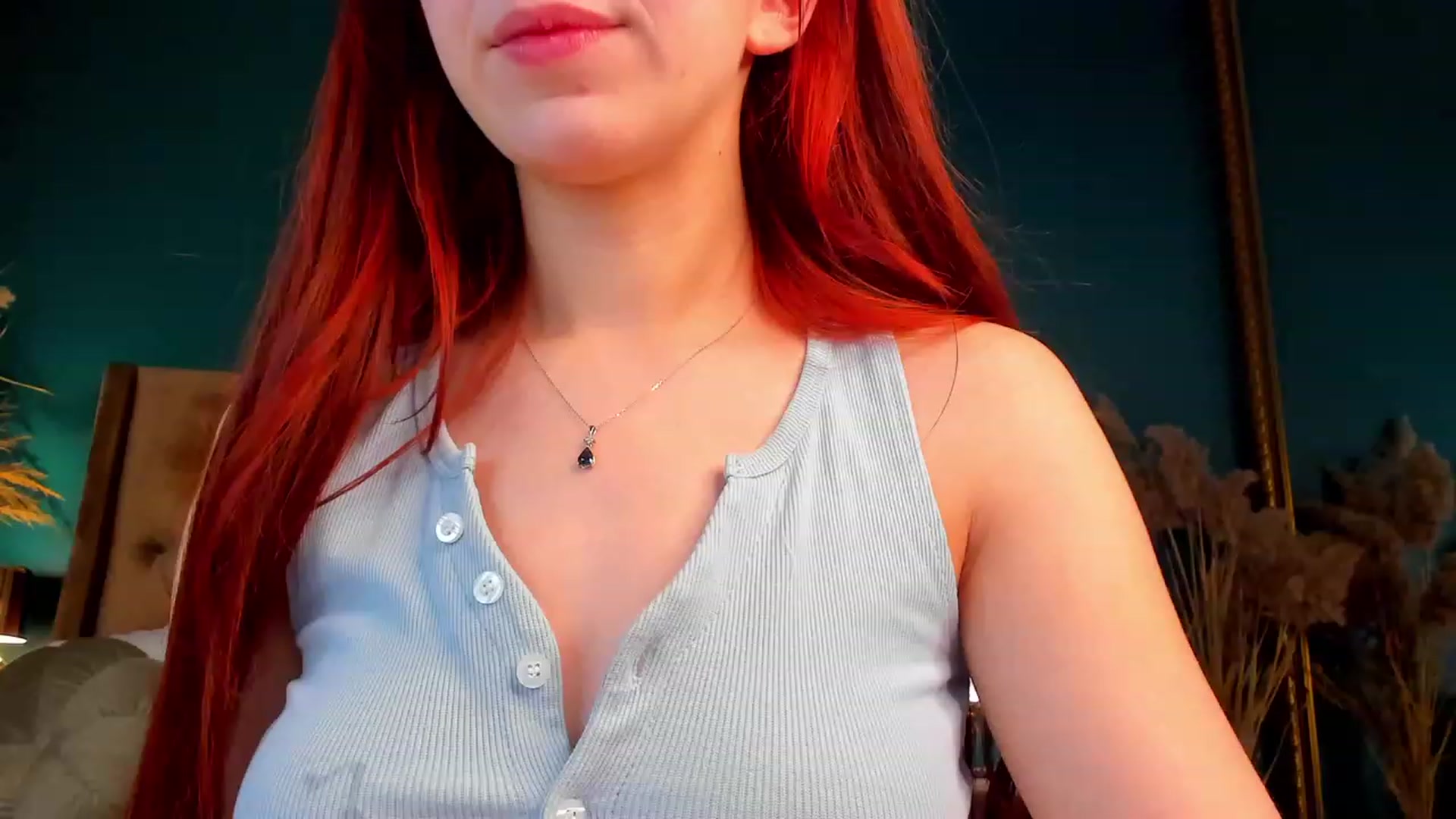 Gallery image thumbnail from ElsaYoung's myfreecams stream on, 12/12/2023, 19:33 image 7 of 20