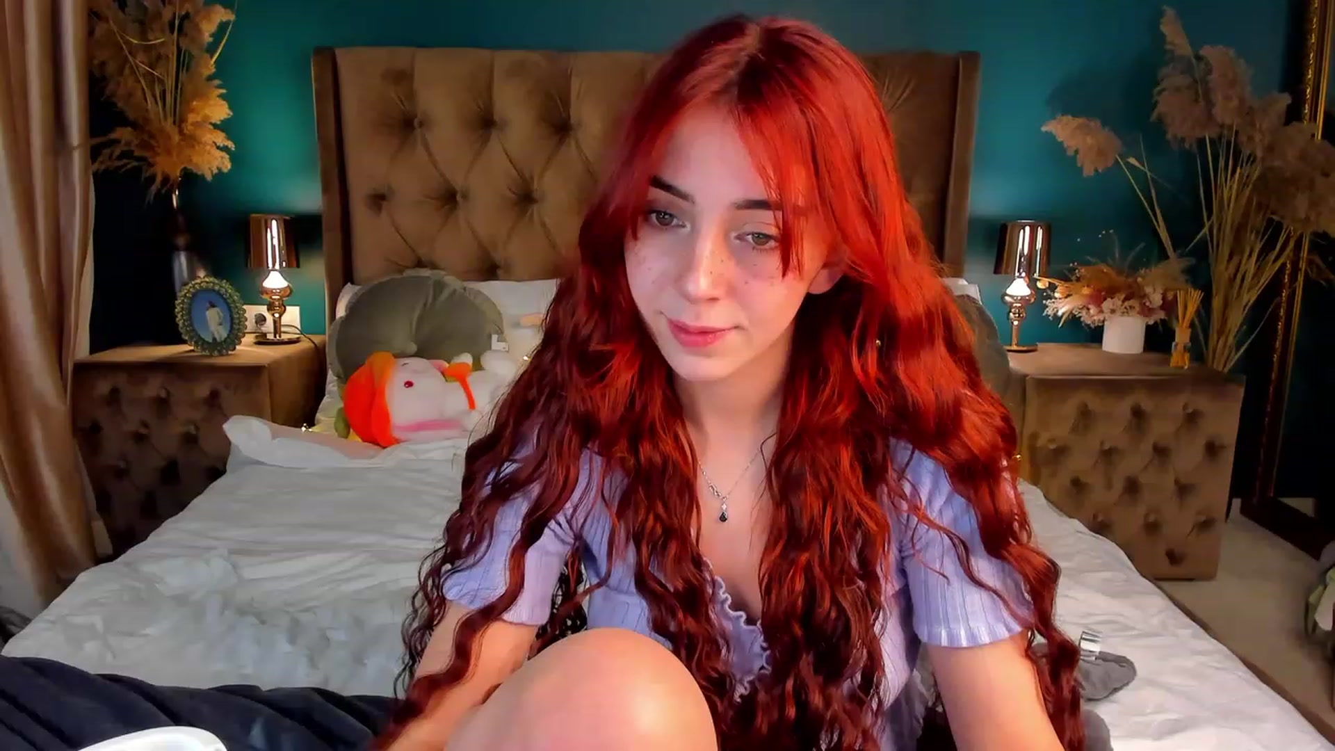 Gallery image thumbnail from ElsaYoung's myfreecams stream on, 12/14/2023, 22:40 image 9 of 20