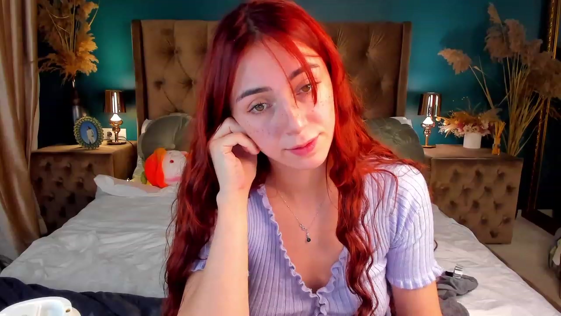 Gallery image thumbnail from ElsaYoung's myfreecams stream on, 12/14/2023, 22:40 image 11 of 20