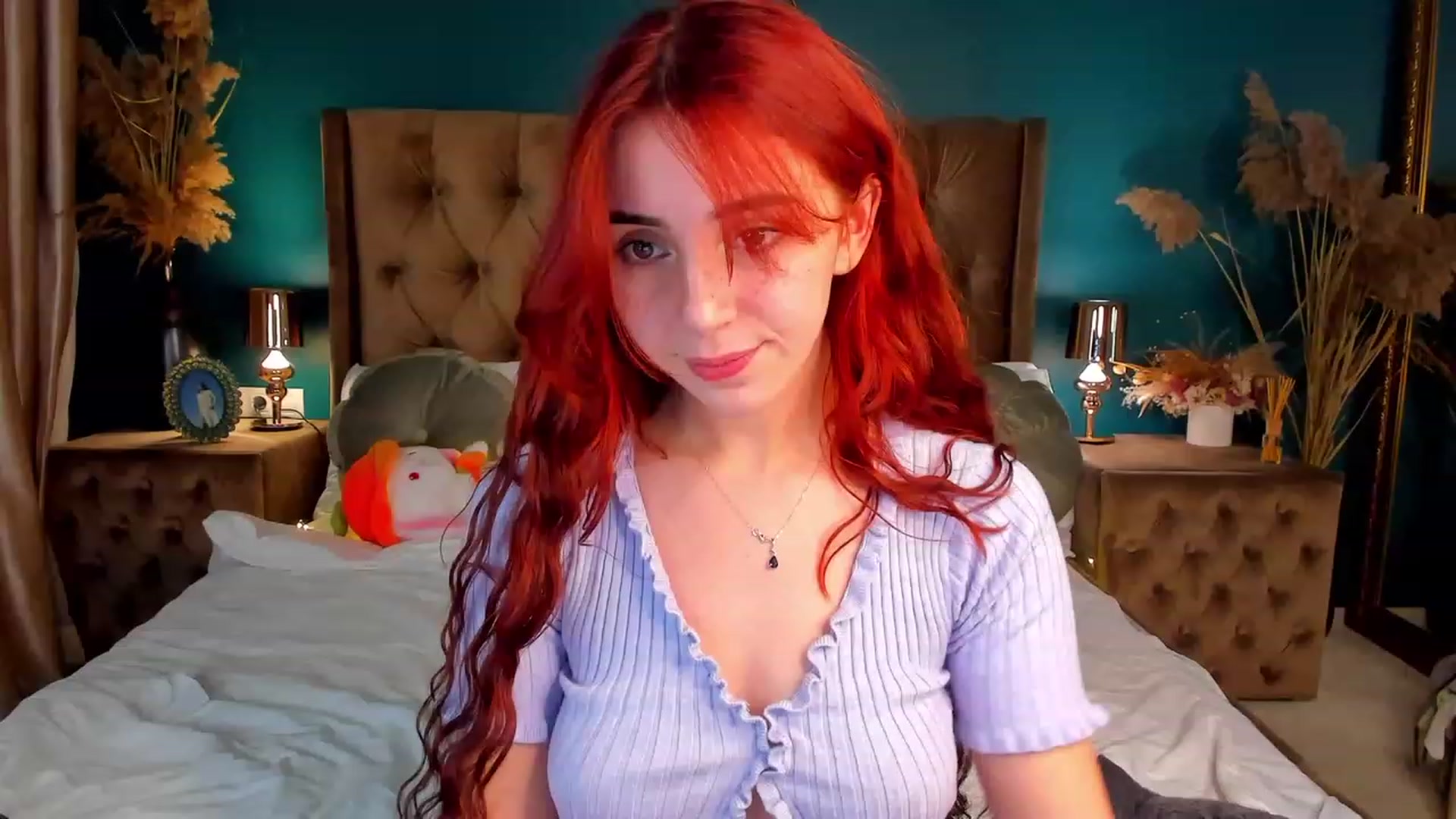Gallery image thumbnail from ElsaYoung's myfreecams stream on, 12/15/2023, 24:09 image 2 of 20