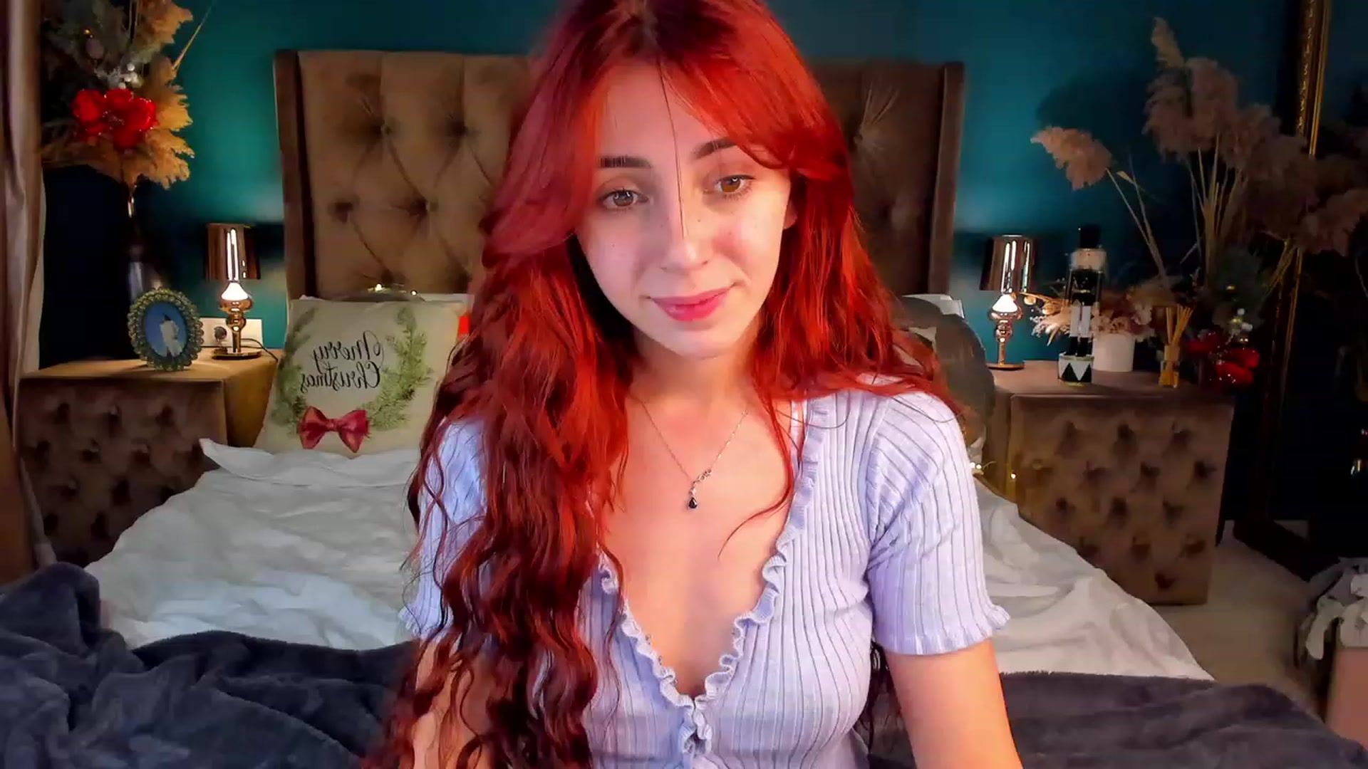 Gallery image thumbnail from ElsaYoung's myfreecams stream on, 12/15/2023, 05:04 image 3 of 20