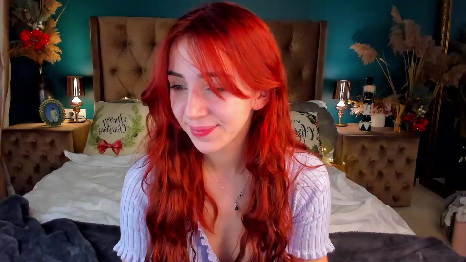 Gallery image thumbnail from ElsaYoung's myfreecams stream on, 12/15/2023, 05:04 image 10 of 20
