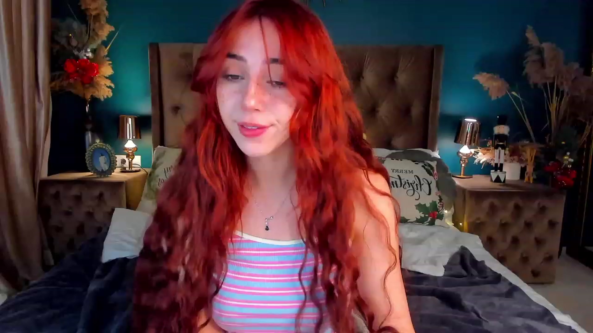 Gallery image thumbnail from ElsaYoung's myfreecams stream on, 12/15/2023, 14:02 image 5 of 20