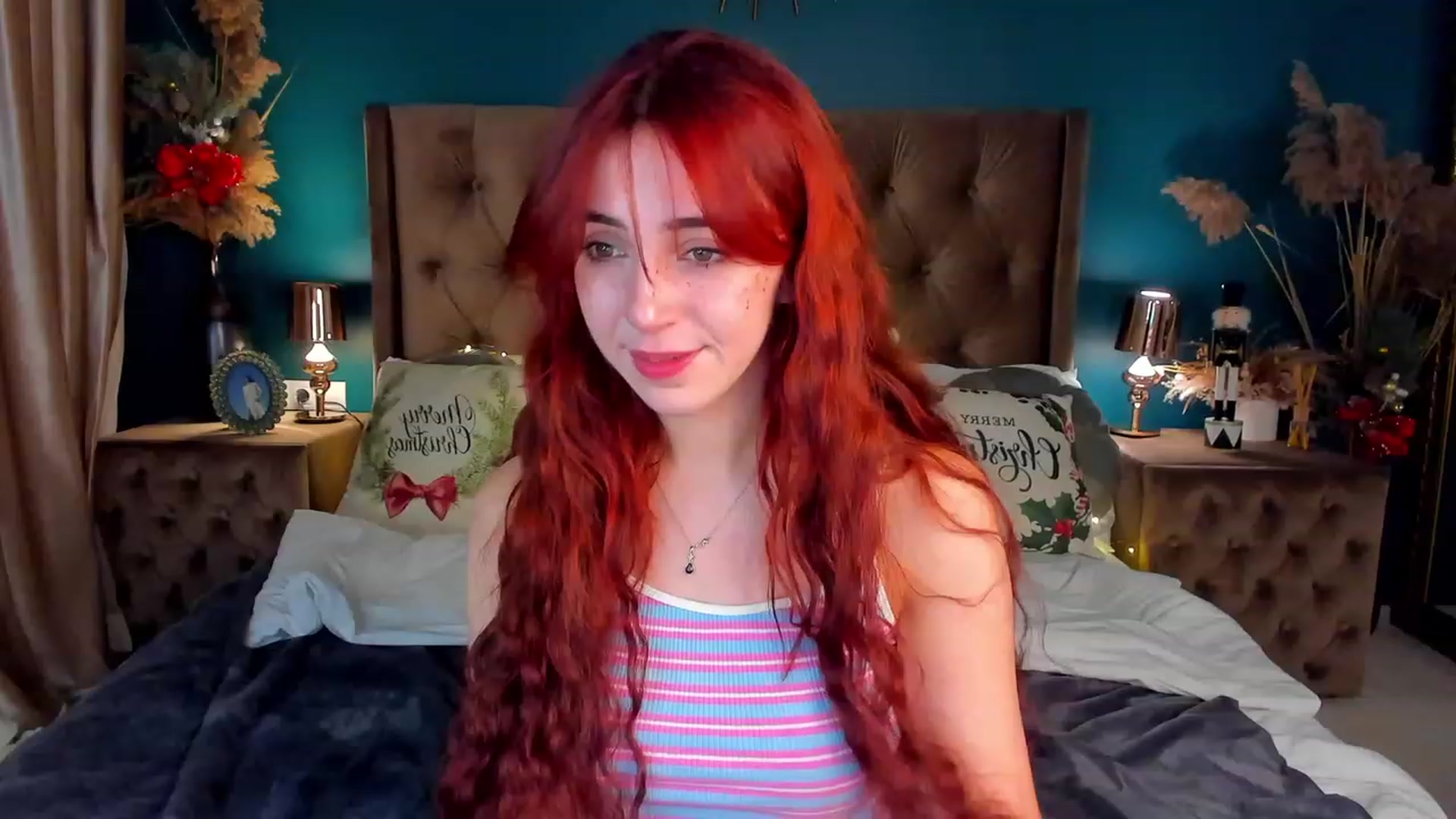 Gallery image thumbnail from ElsaYoung's myfreecams stream on, 12/15/2023, 14:02 image 9 of 20